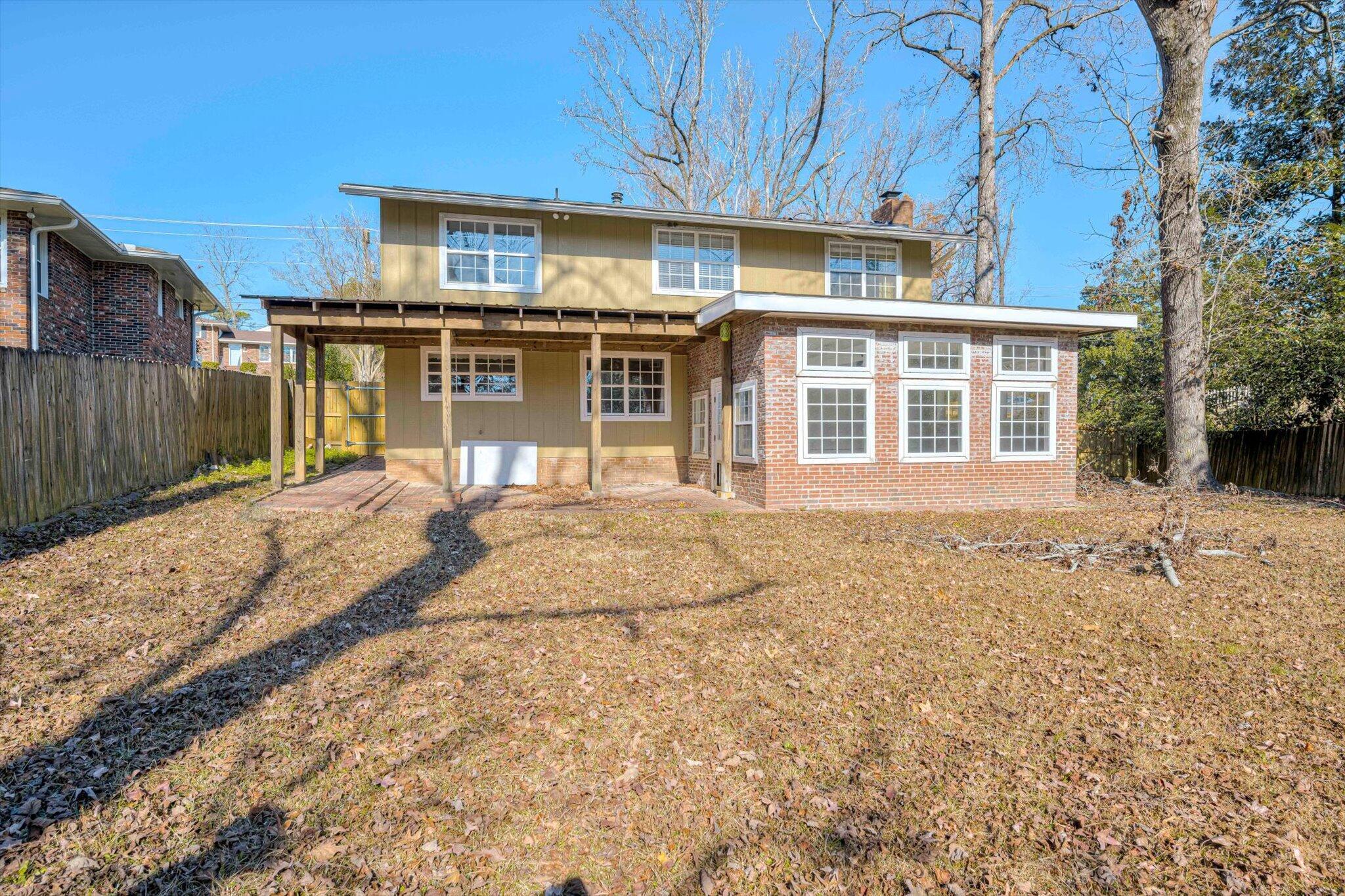 715 Hammond Drive Property Photo 38
