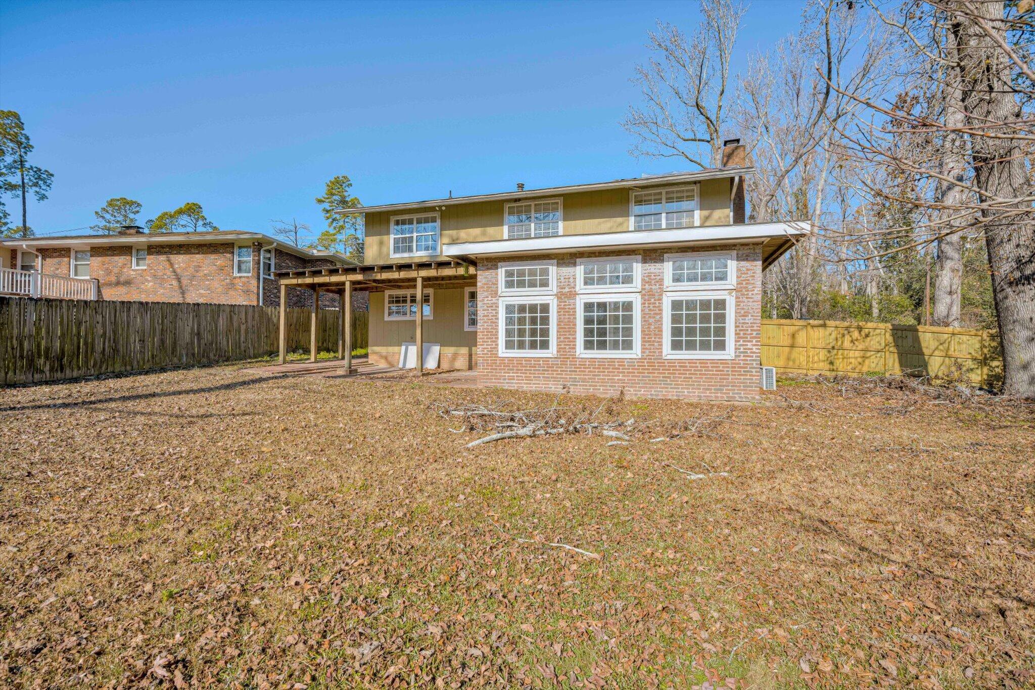 715 Hammond Drive Property Photo 39