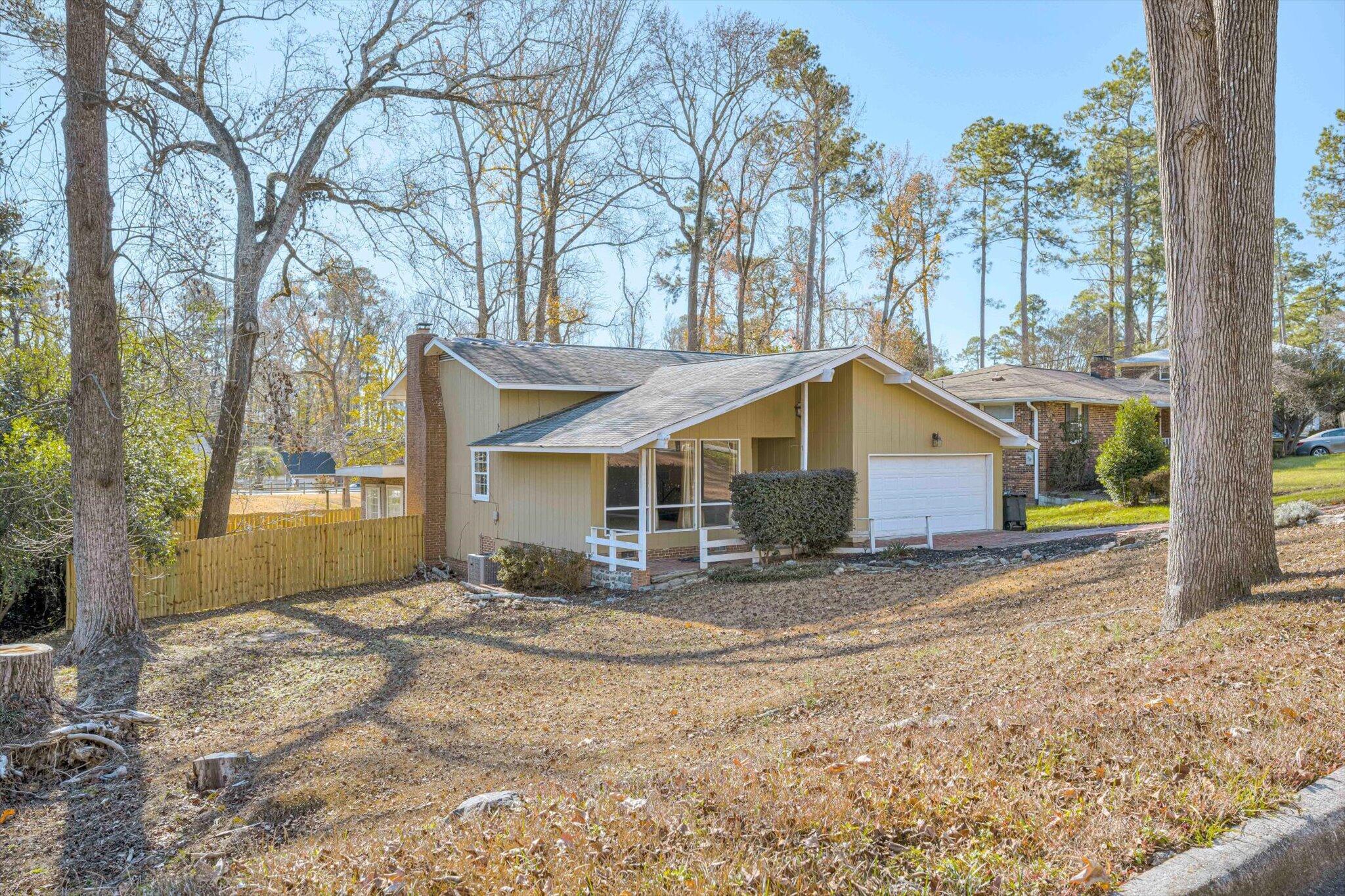715 Hammond Drive Property Photo 43