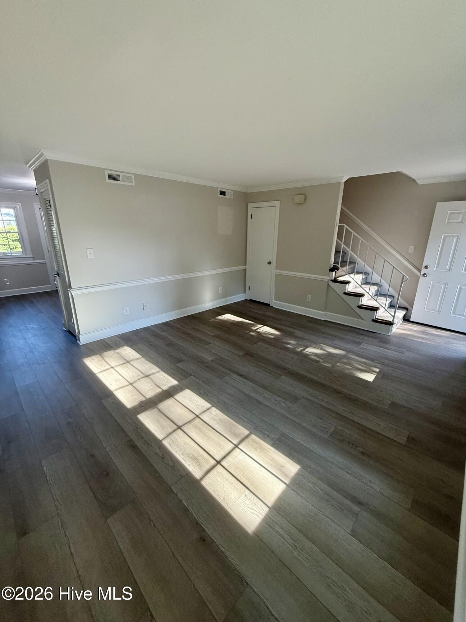 2251 Nash Place N Property Photo 4