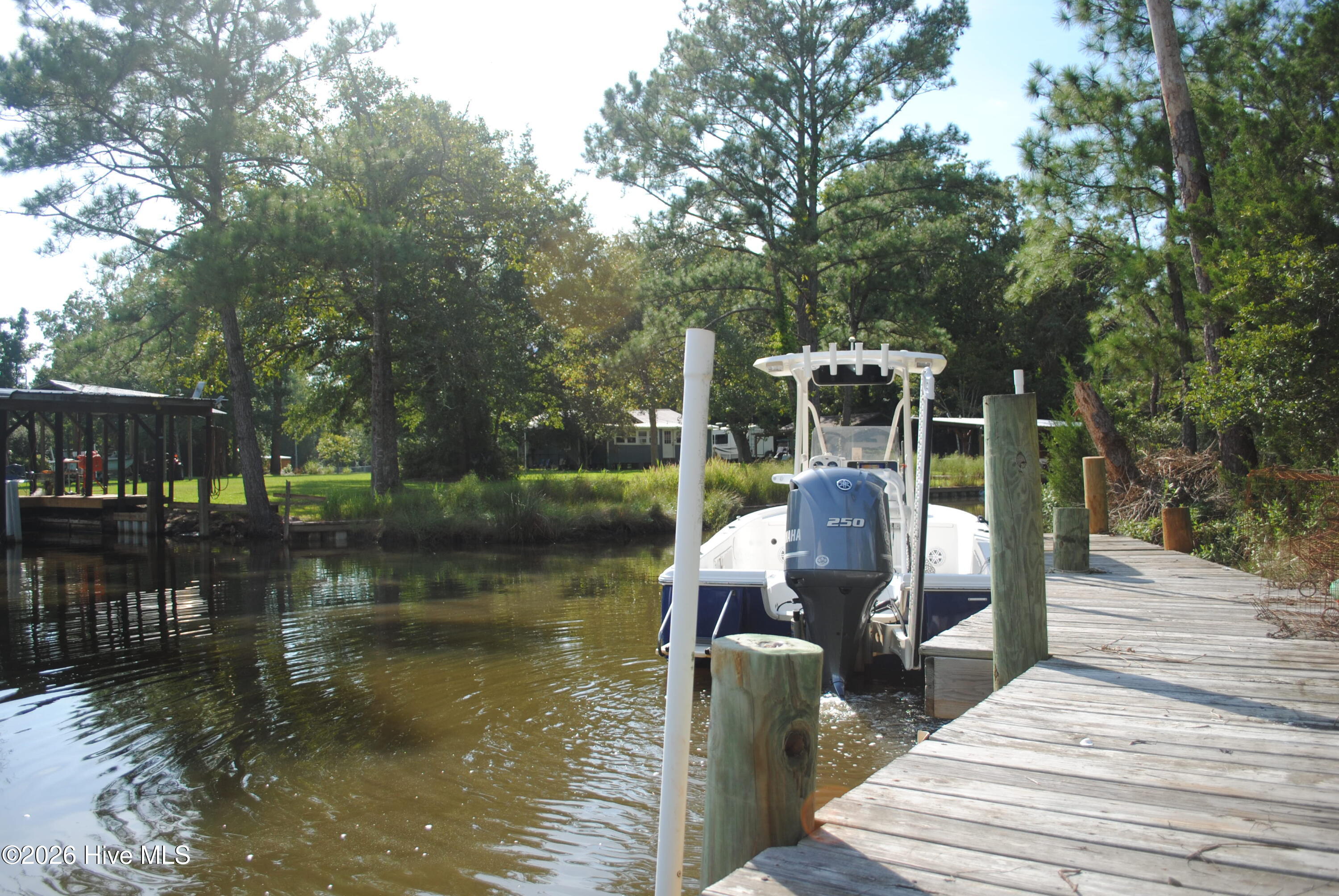 1402 Lynchs Beach Loop Road Property Photo 12