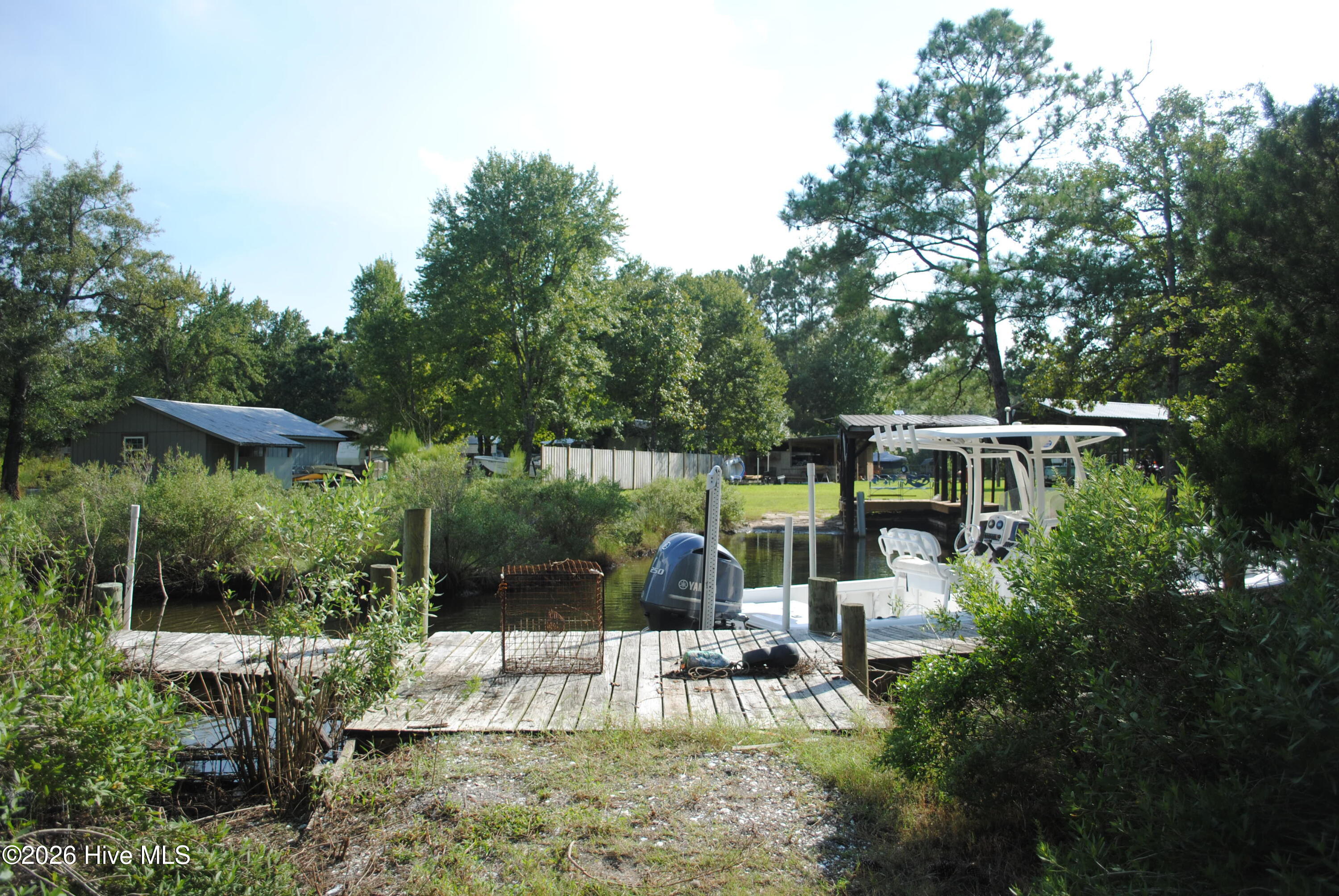 1402 Lynchs Beach Loop Road Property Photo 16