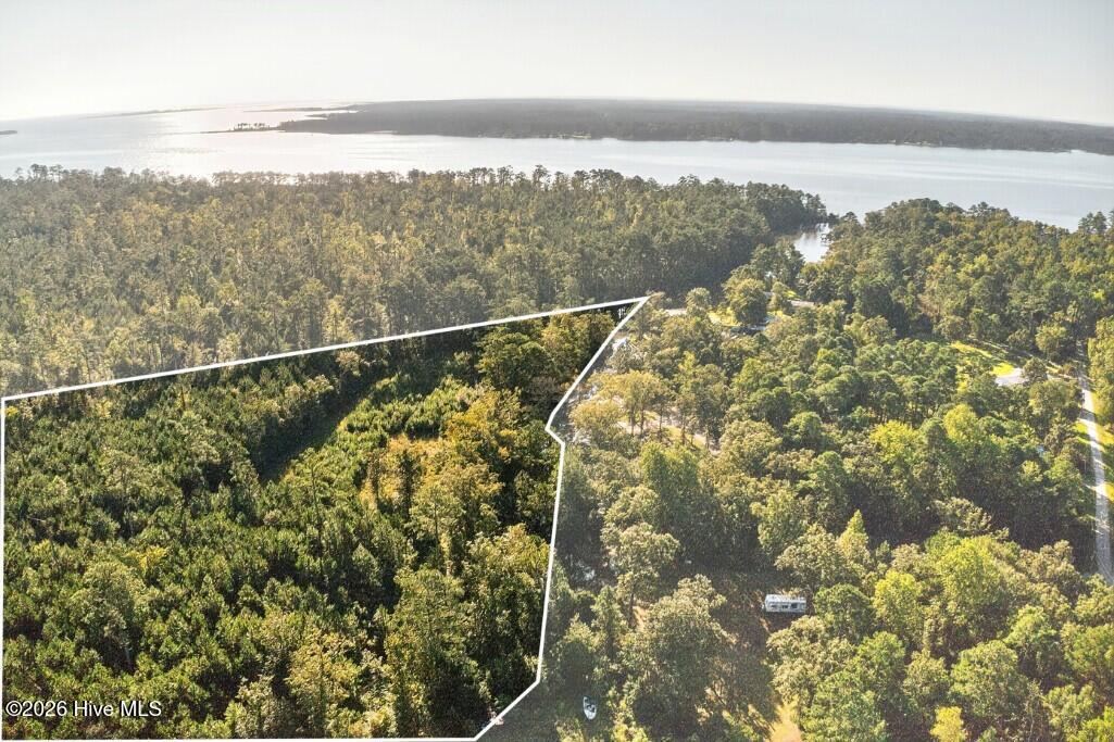 1402 Lynchs Beach Loop Road Property Photo 30