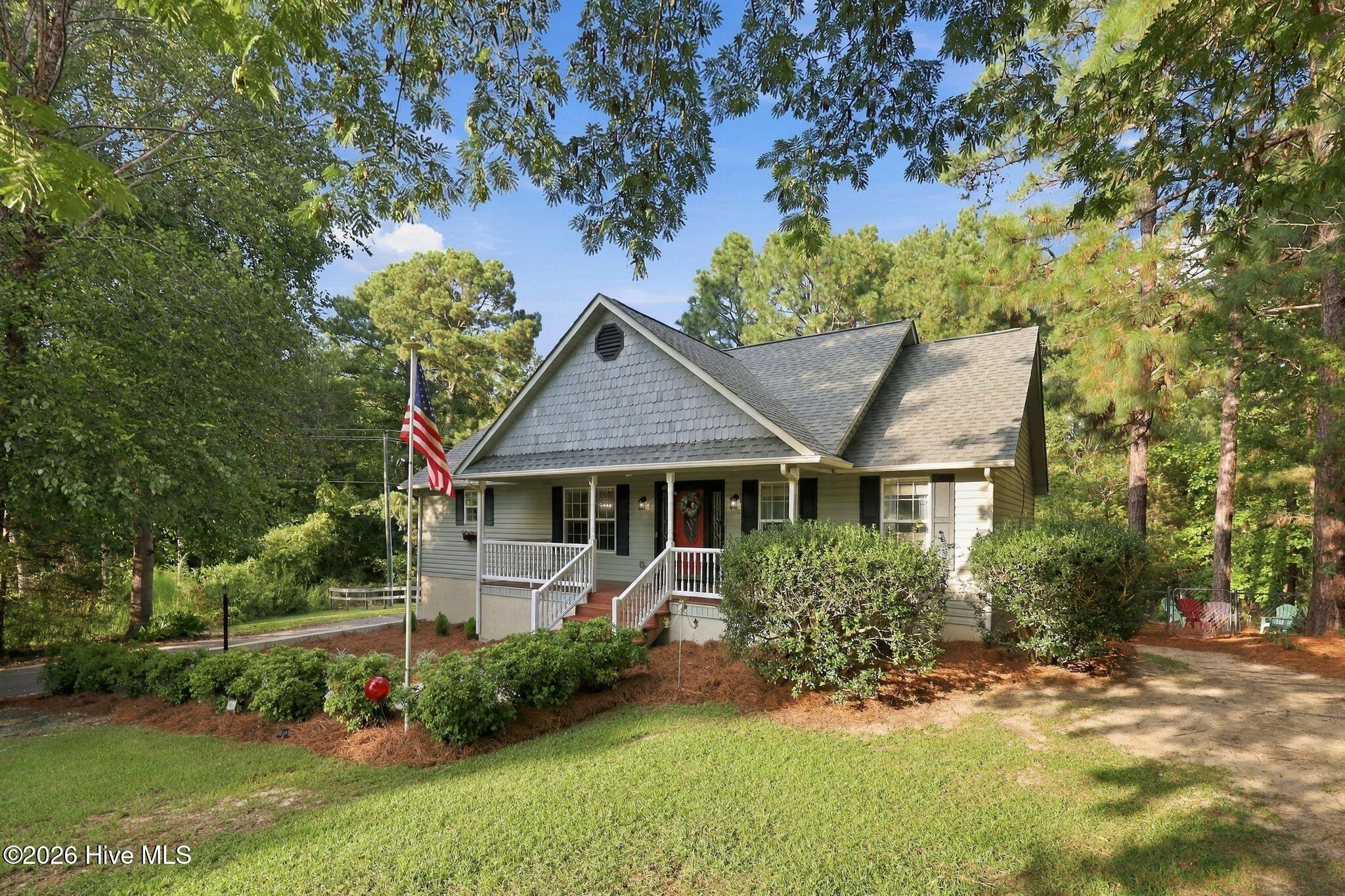 135 Pinesage Drive Property Photo 4