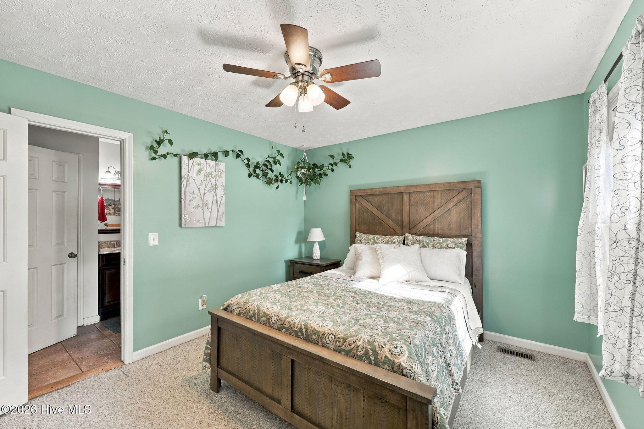 135 Pinesage Drive Property Photo 10