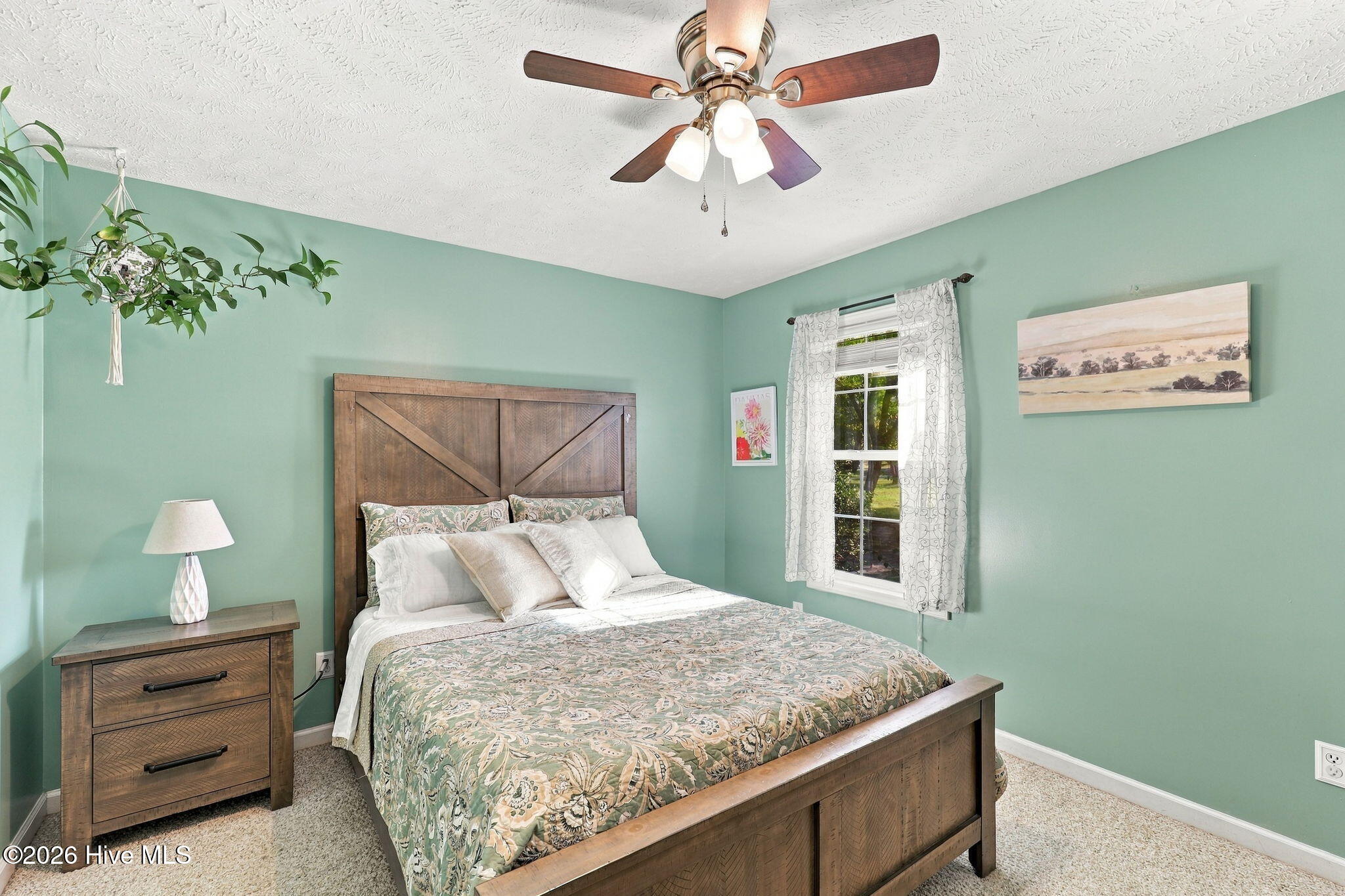 135 Pinesage Drive Property Photo 11