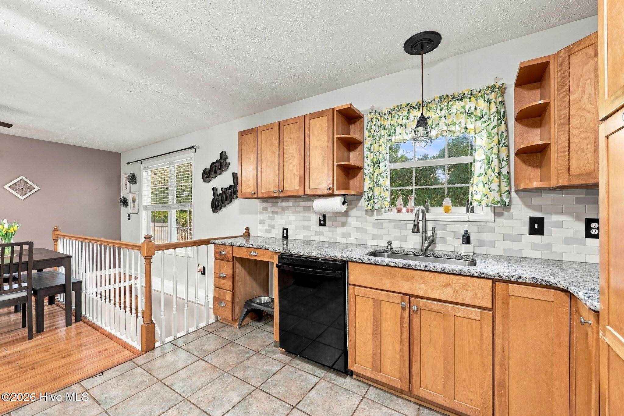 135 Pinesage Drive Property Photo 30