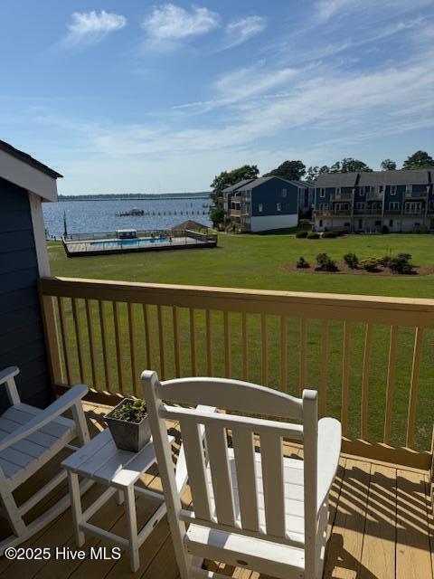 12 Eastern Shore Townhouses Property Photo 14