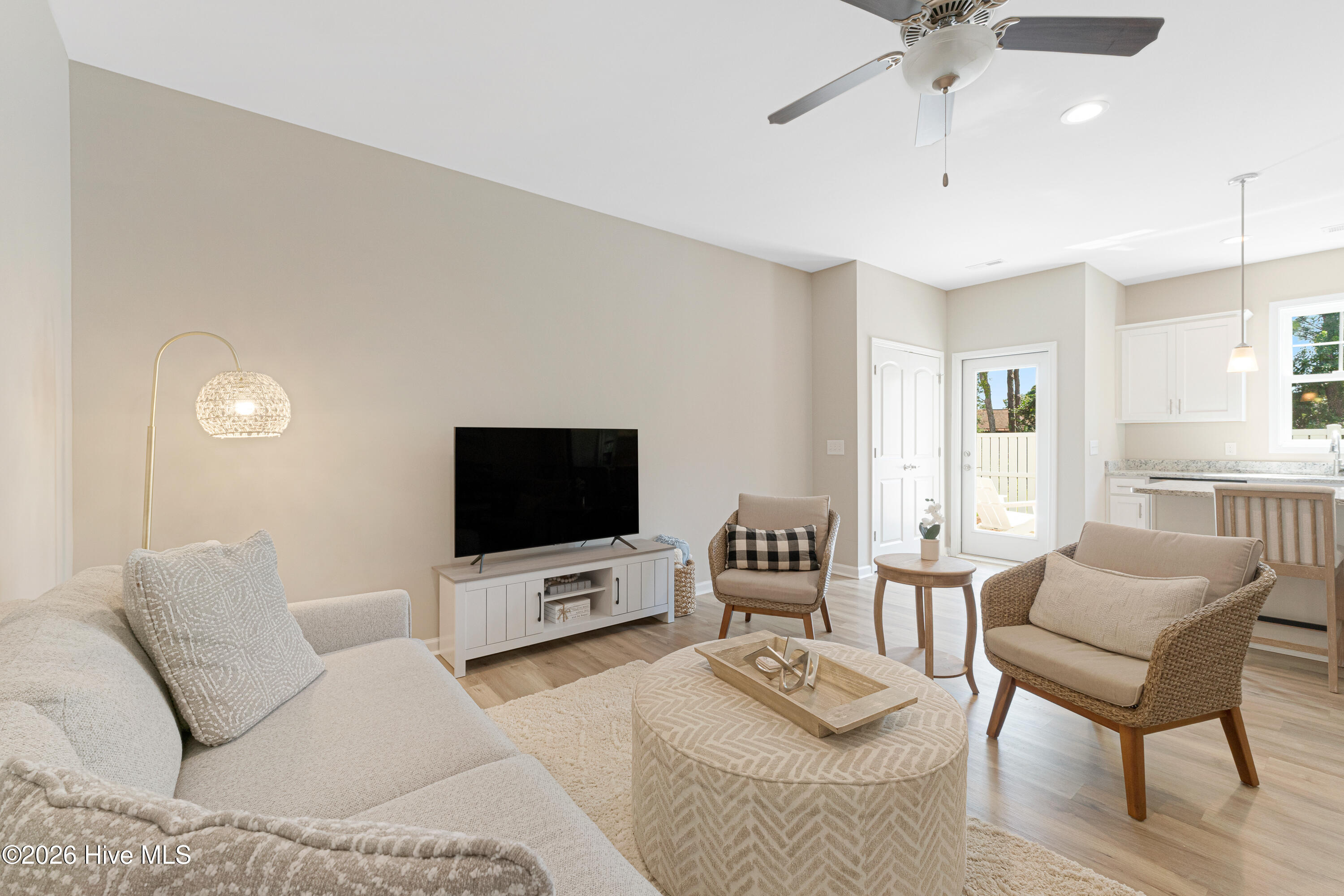 240 Great Egret Way Property Photo 8