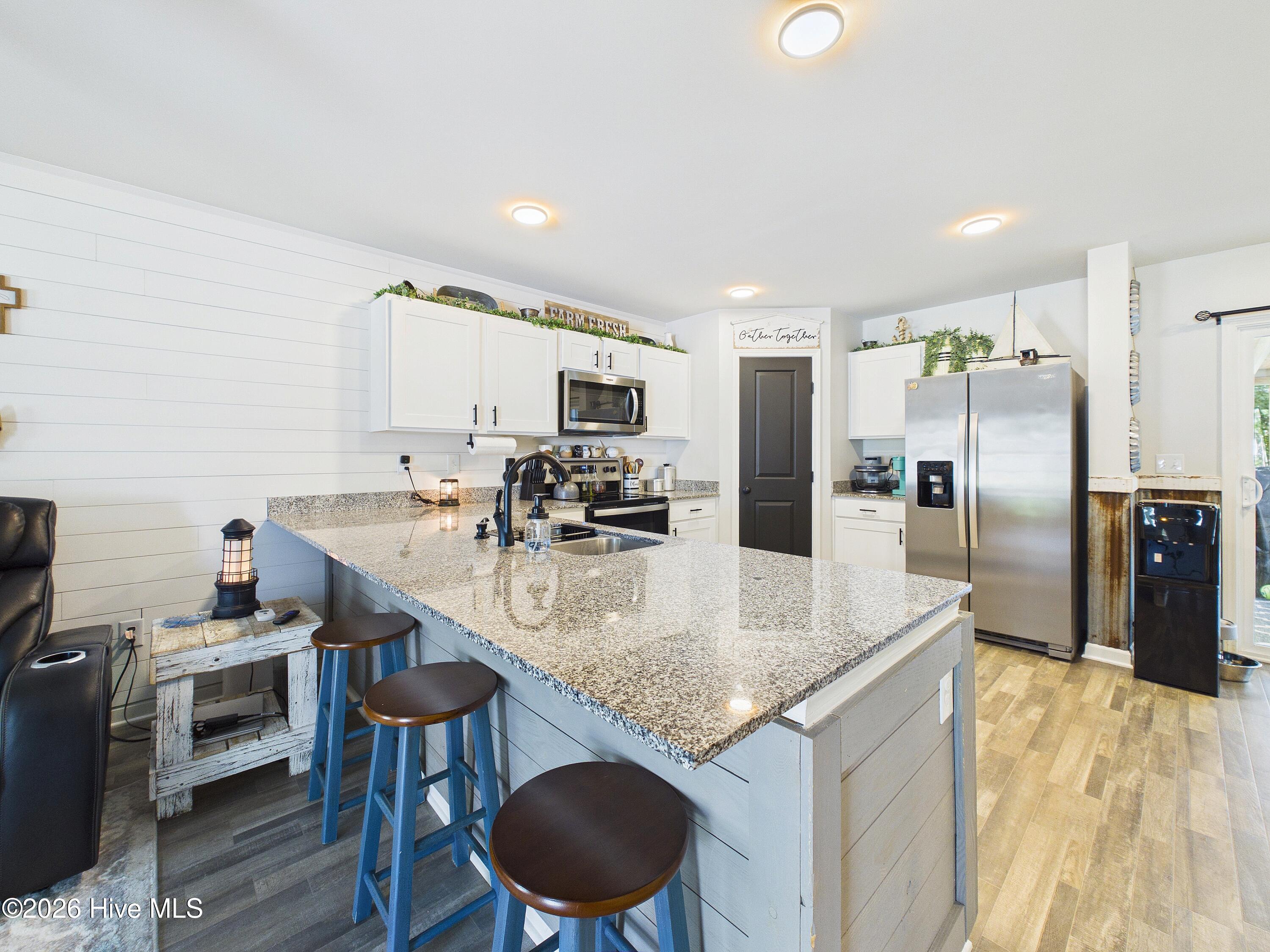 2504 Provence Drive Se Property Photo 14