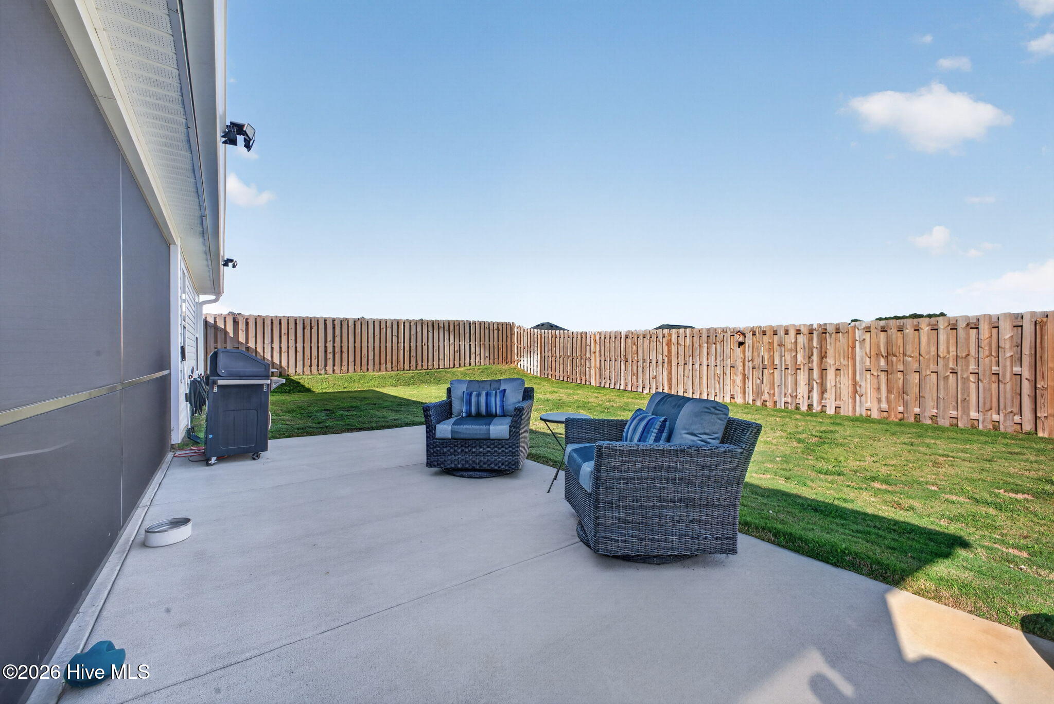 8125 Snelling Drive Property Photo 11