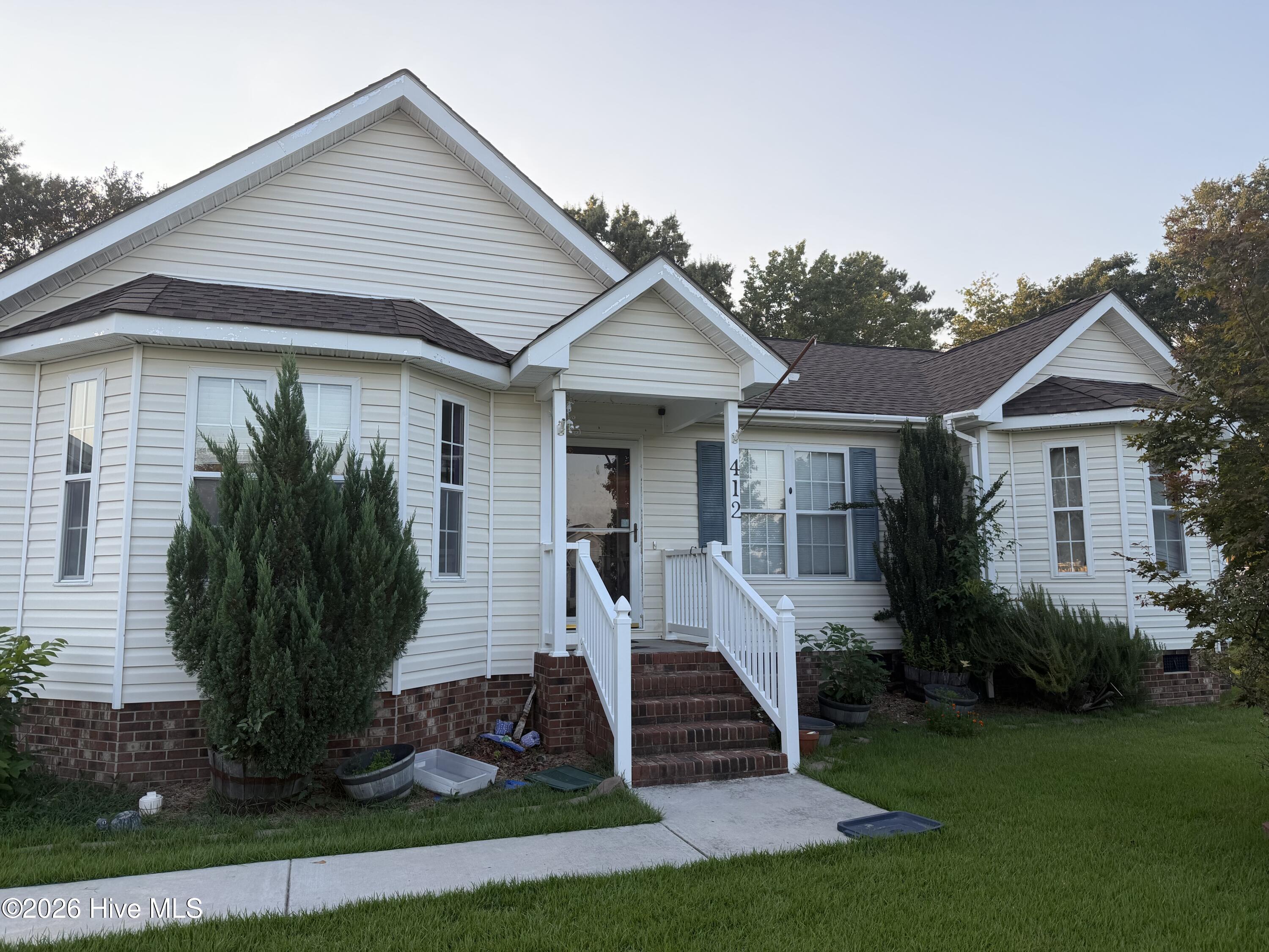 412 S Walnut Street Property Photo 1