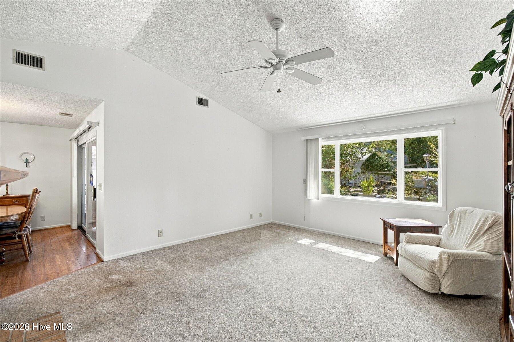 611 Camellia Lane Property Photo 12
