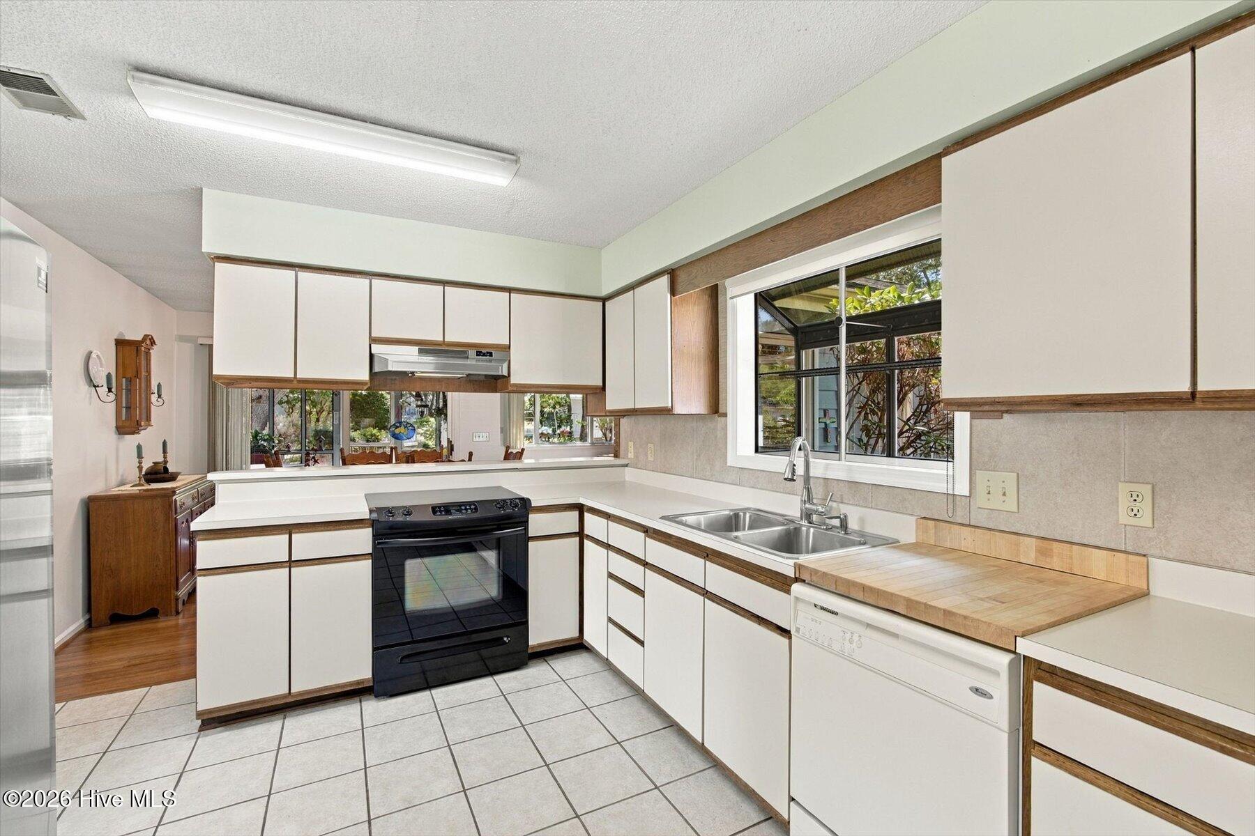 611 Camellia Lane Property Photo 14