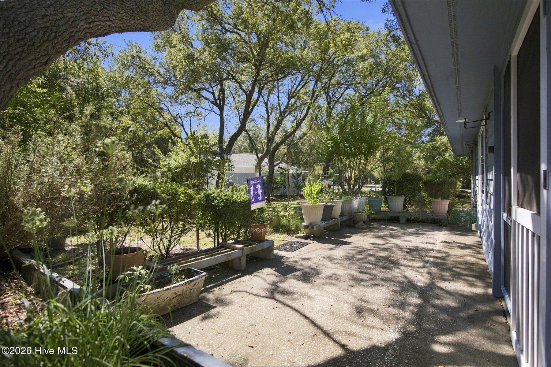 611 Camellia Lane Property Photo 33