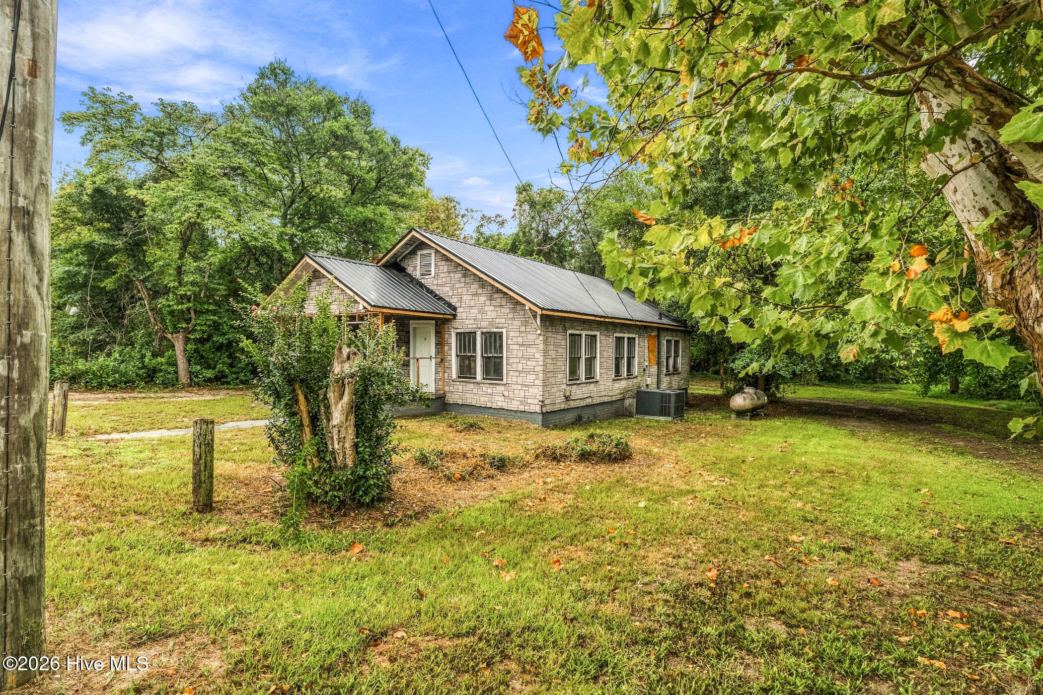 309 Pine Street Property Photo 4