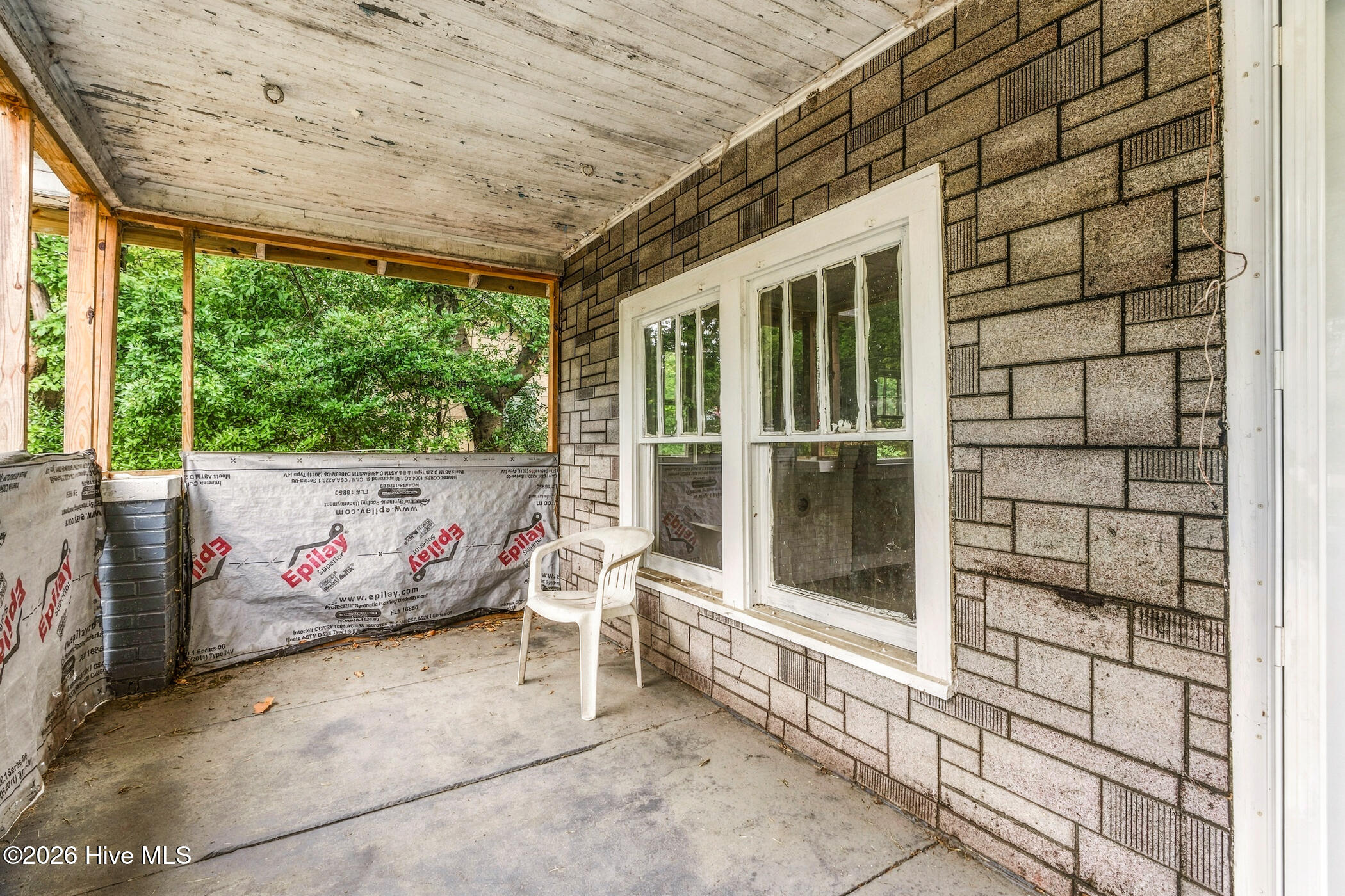 309 Pine Street Property Photo 8