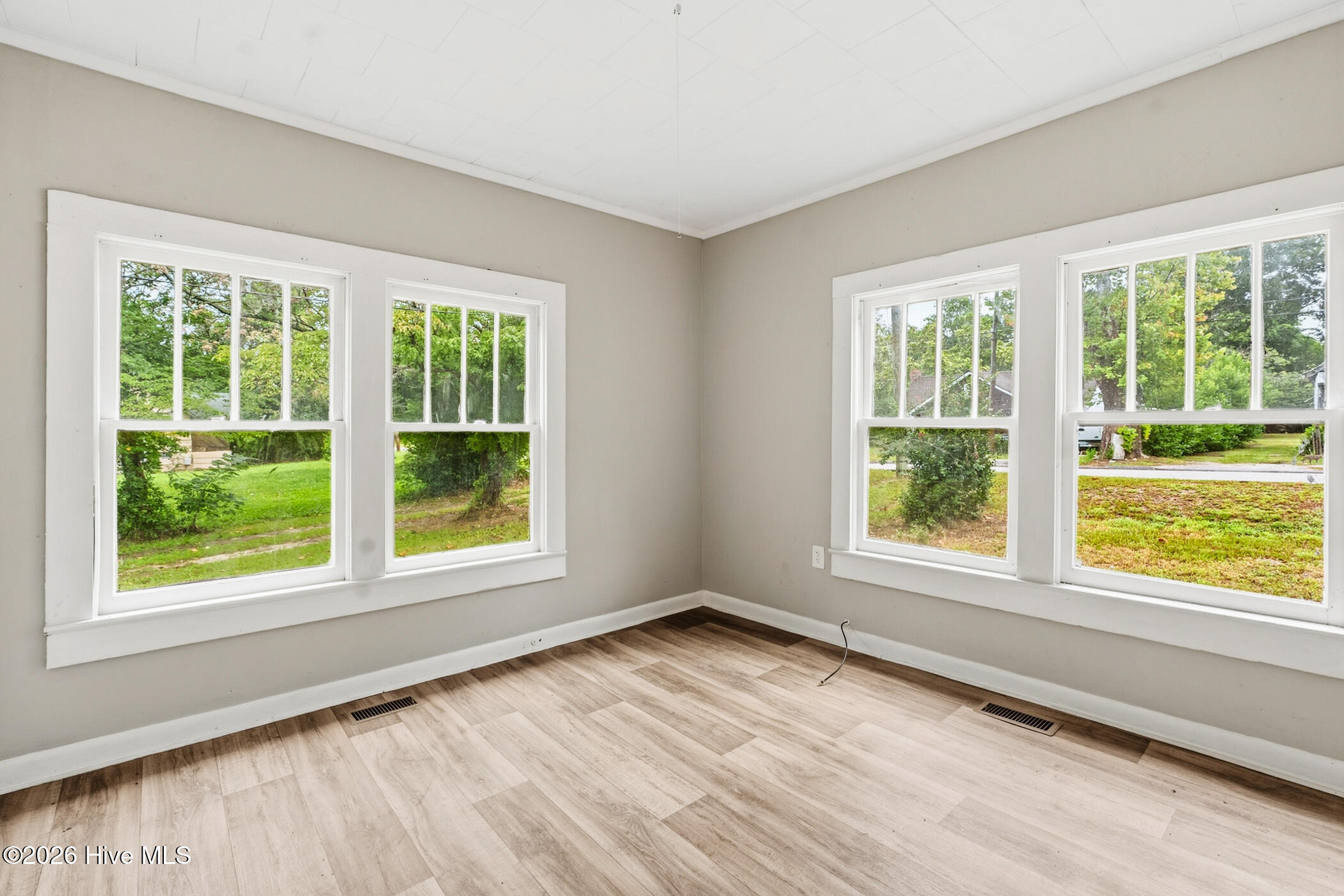 309 Pine Street Property Photo 14