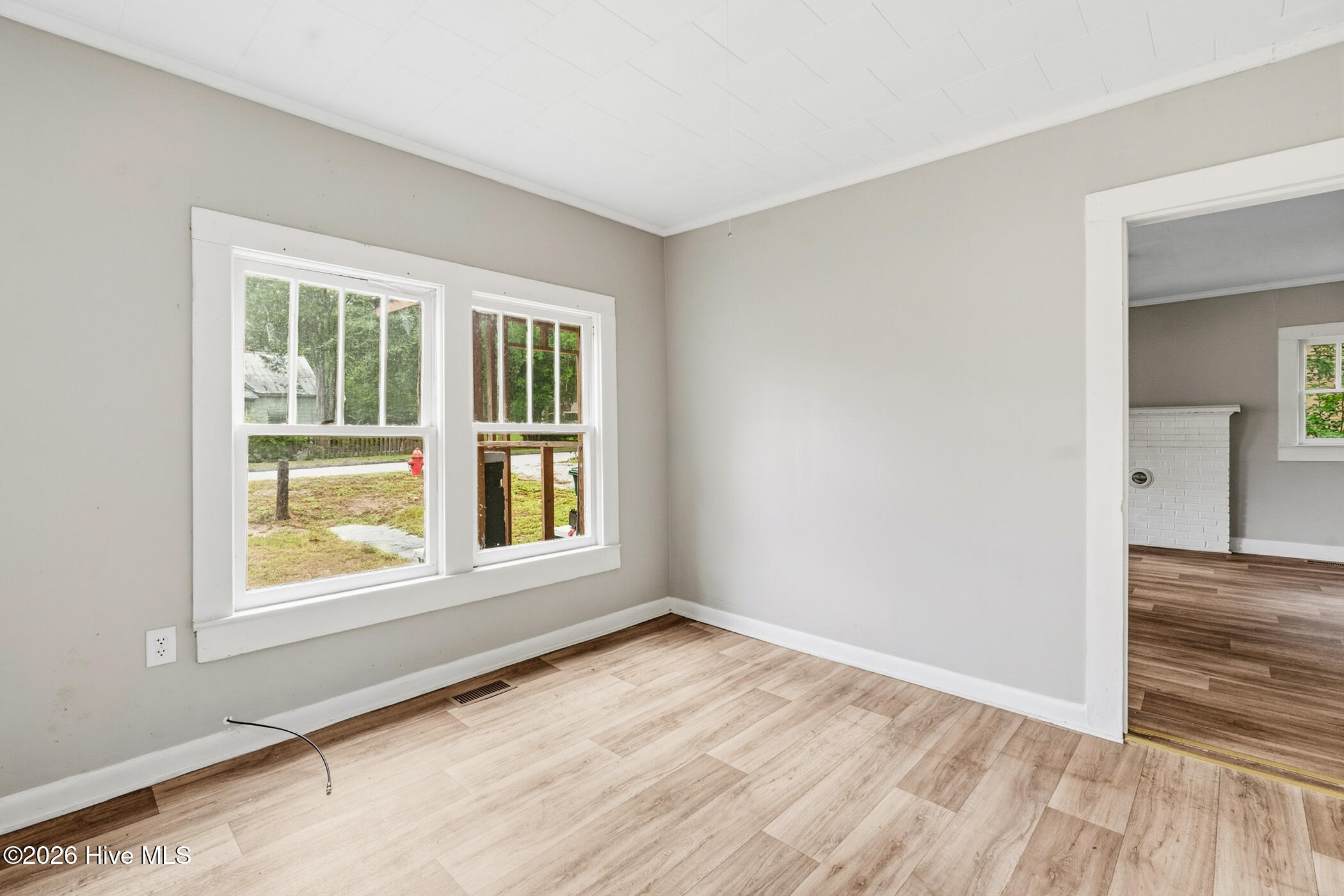 309 Pine Street Property Photo 15