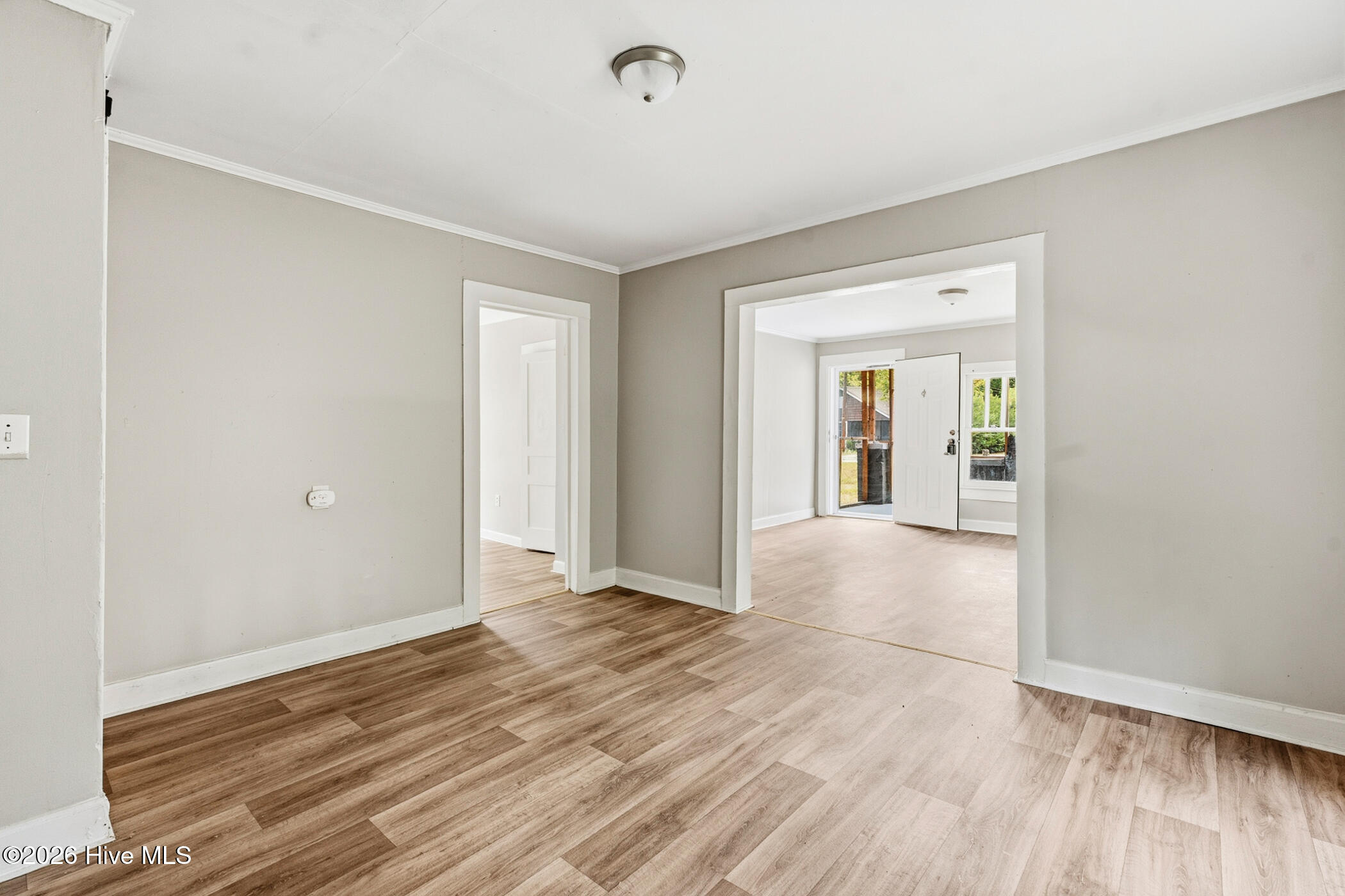 309 Pine Street Property Photo 17
