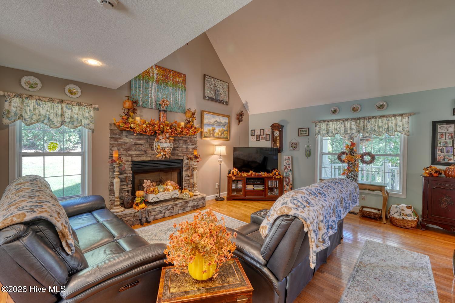 1341 Mull Road Property Photo 13