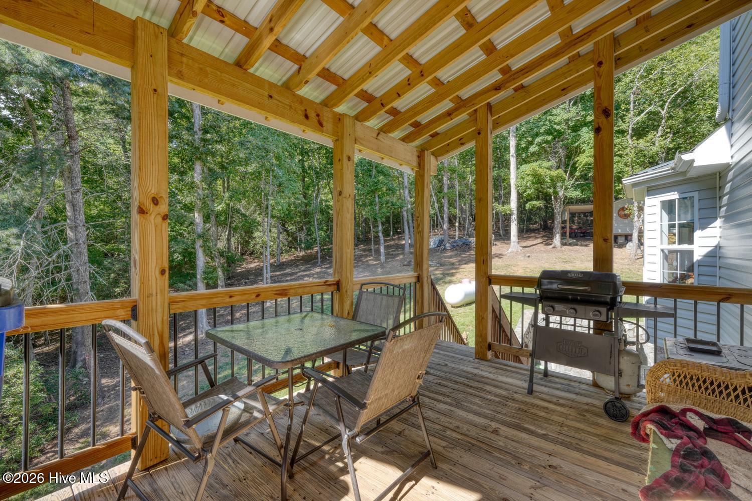 1341 Mull Road Property Photo 45