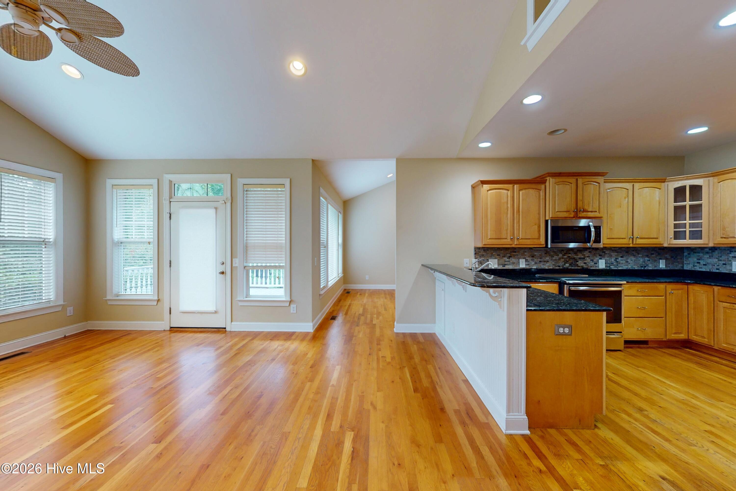 3 Shenecossett Lane Property Photo 11