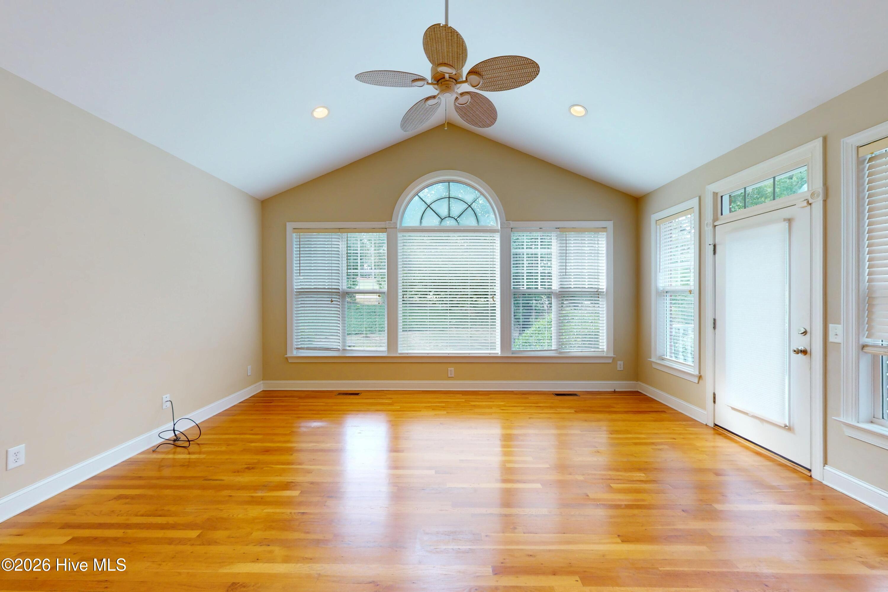3 Shenecossett Lane Property Photo 12