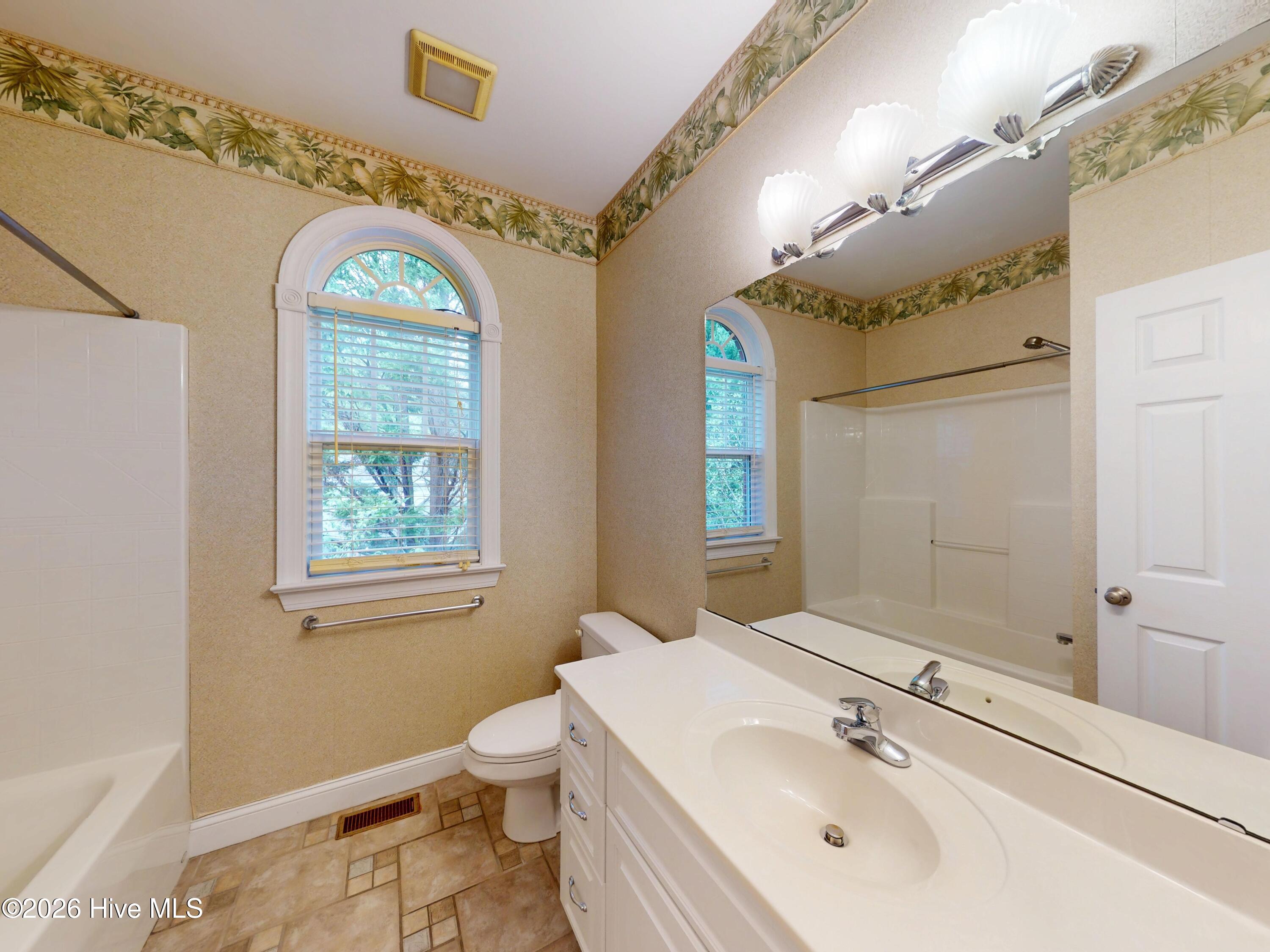3 Shenecossett Lane Property Photo 28
