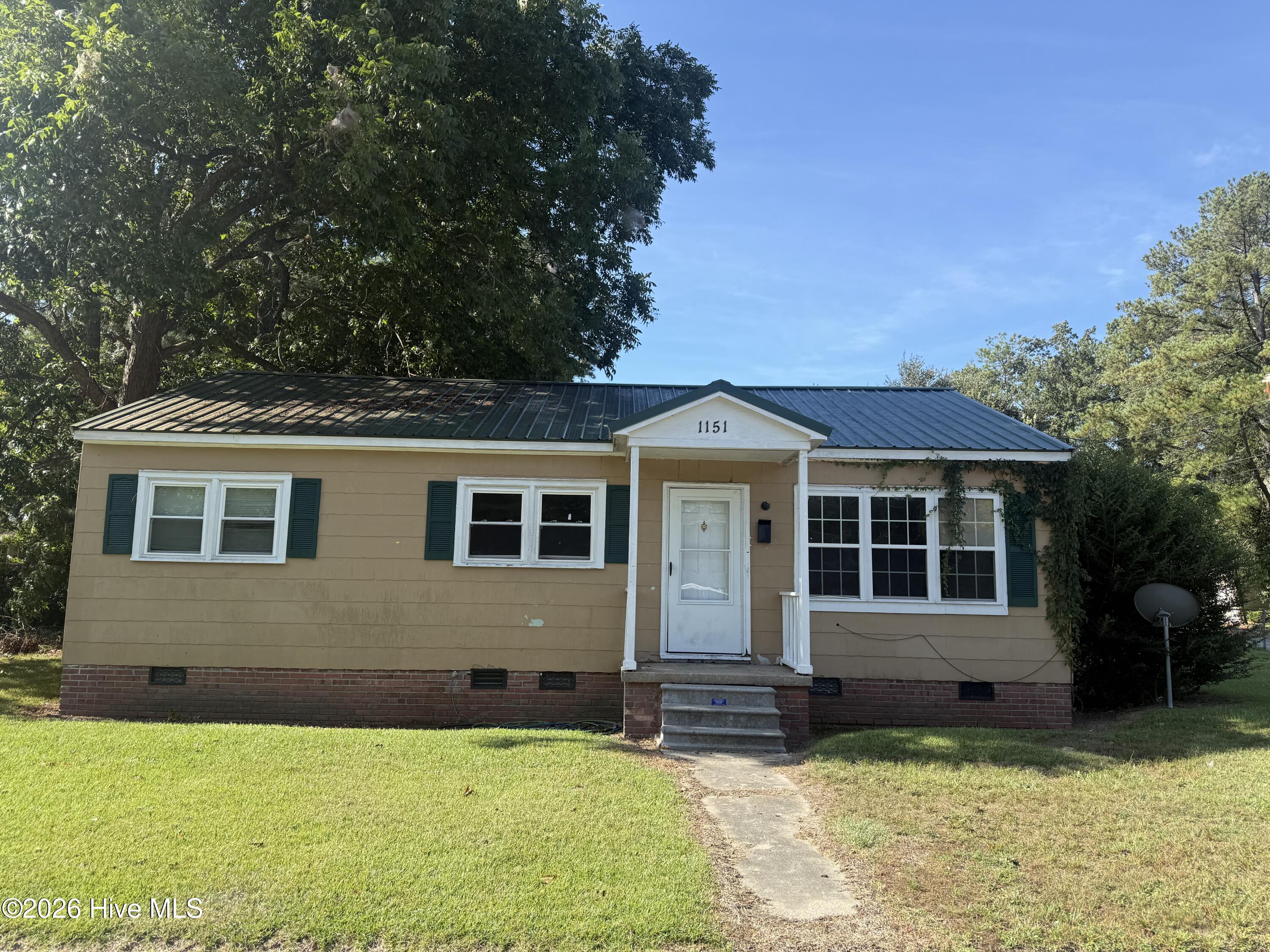 1151 E Gordon Street Property Photo 1