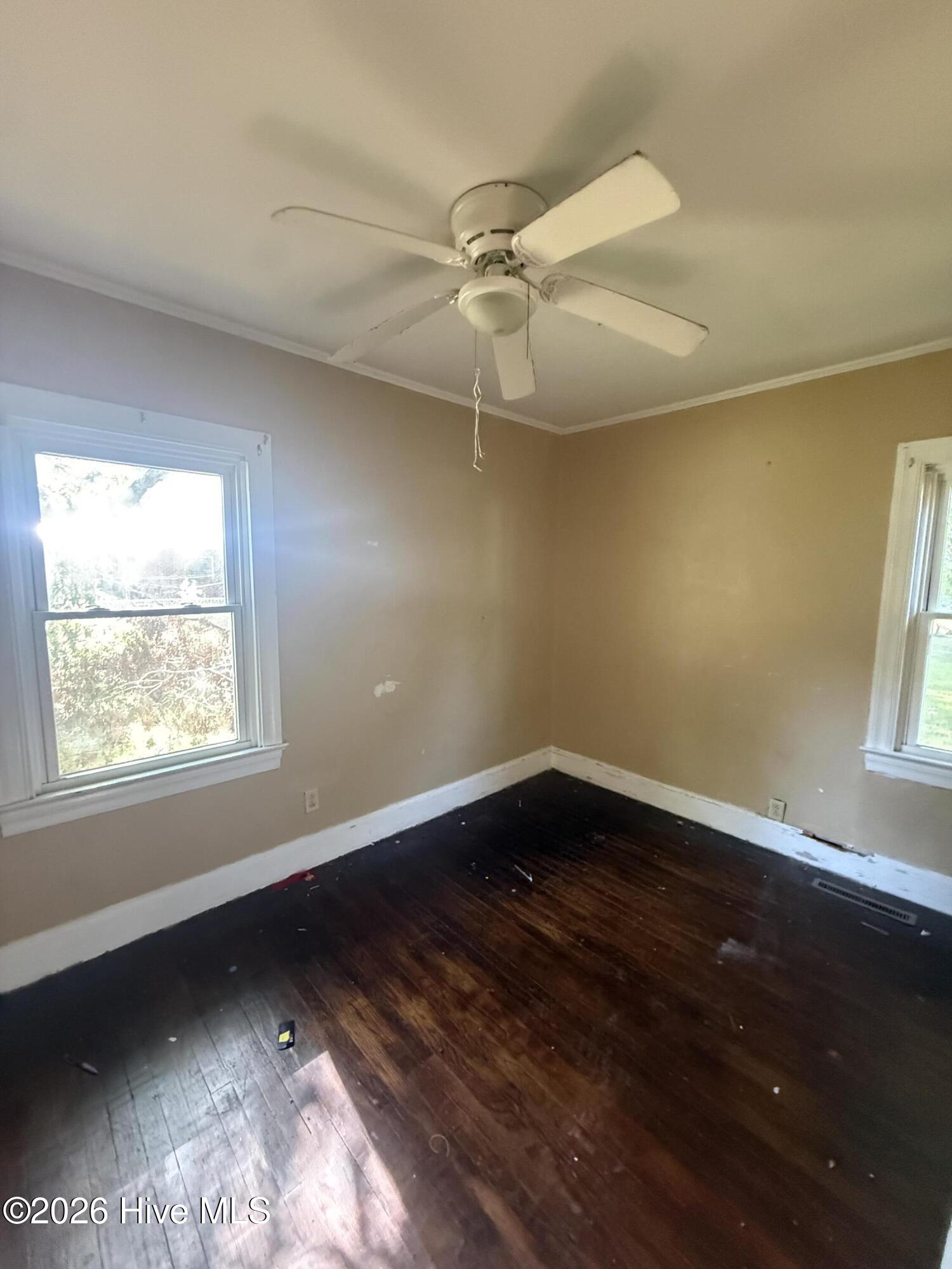 1151 E Gordon Street Property Photo 7