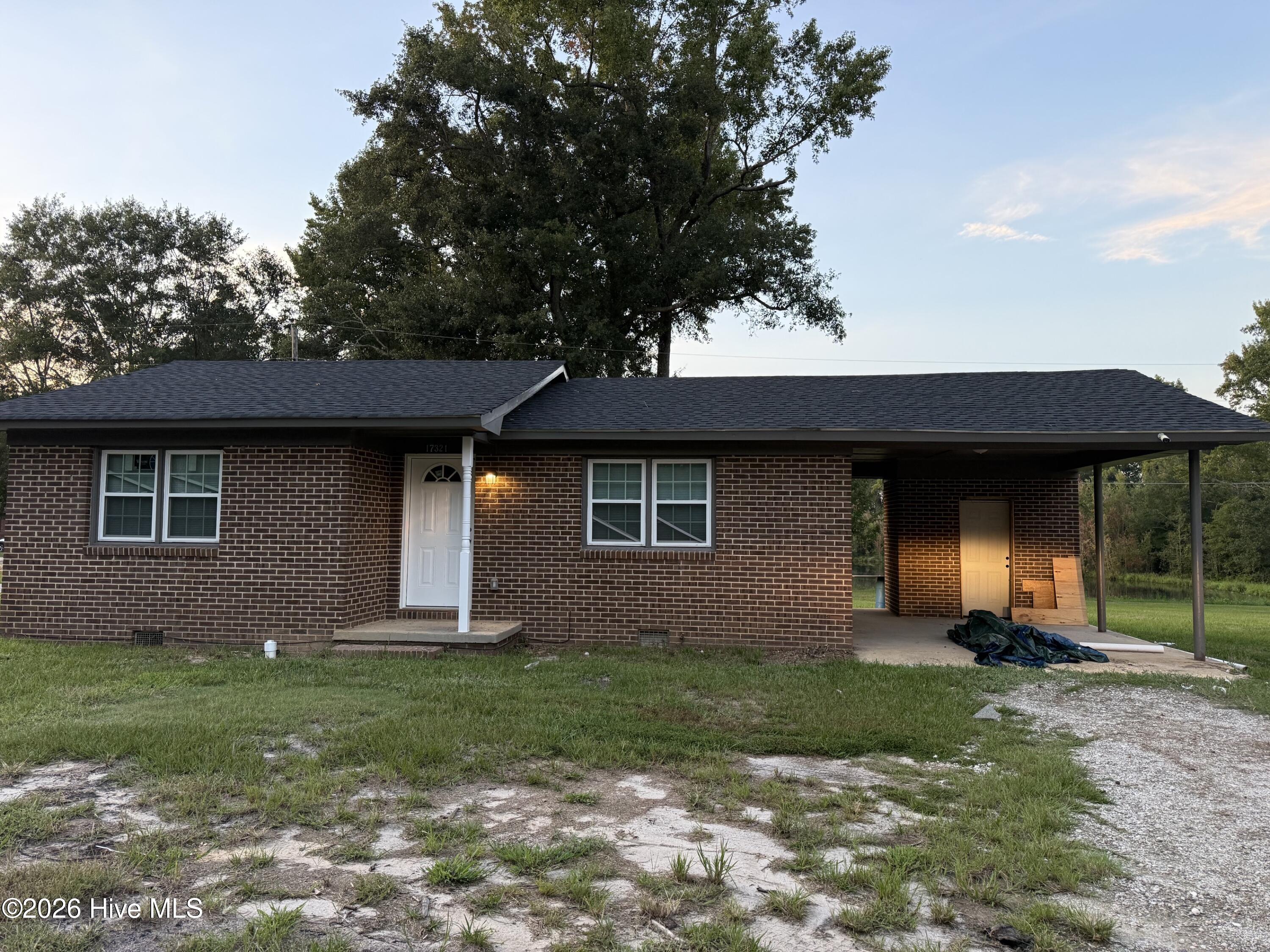 17321 Old Lumberton Road Property Photo 5