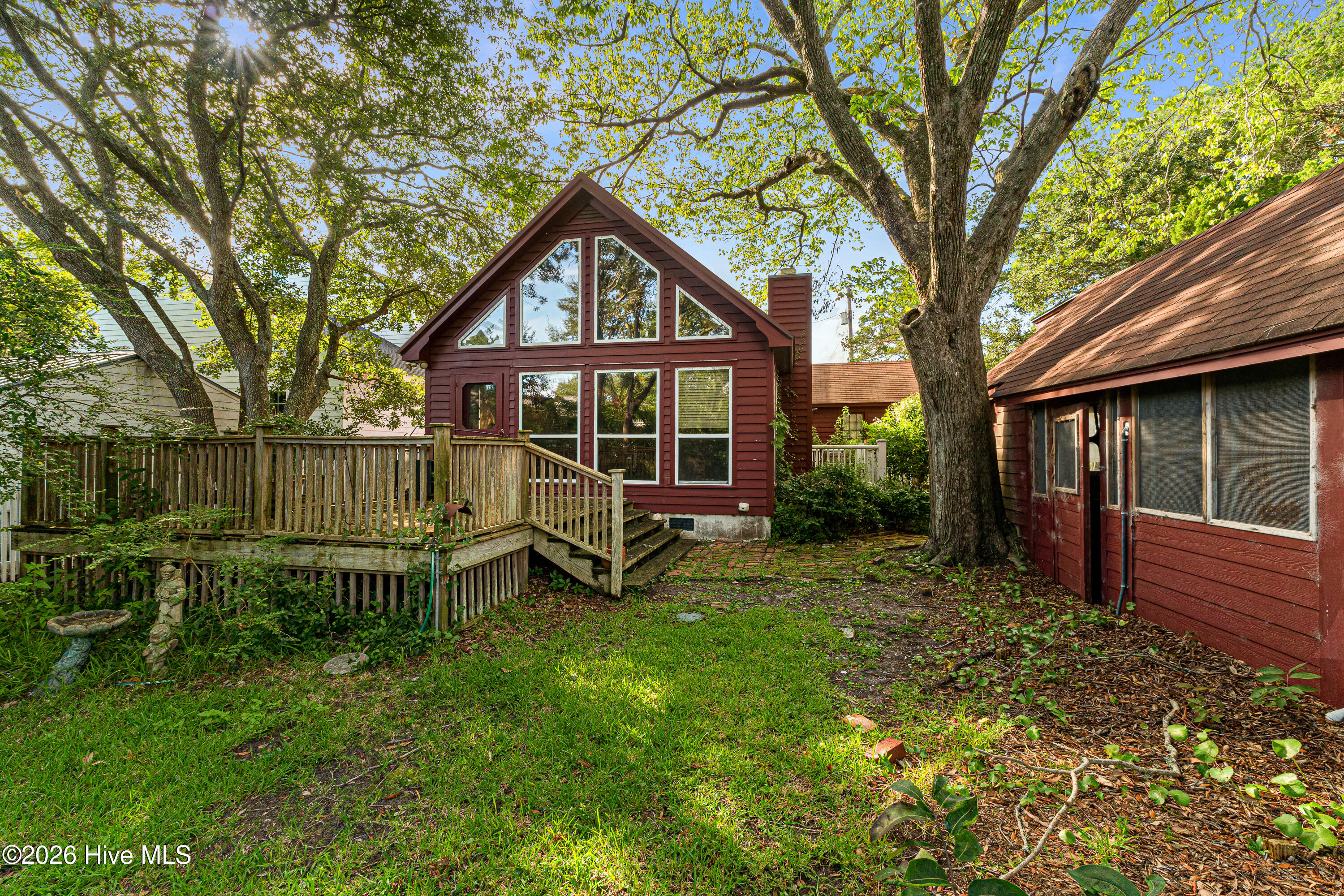 302 Moore Street Property Photo 14