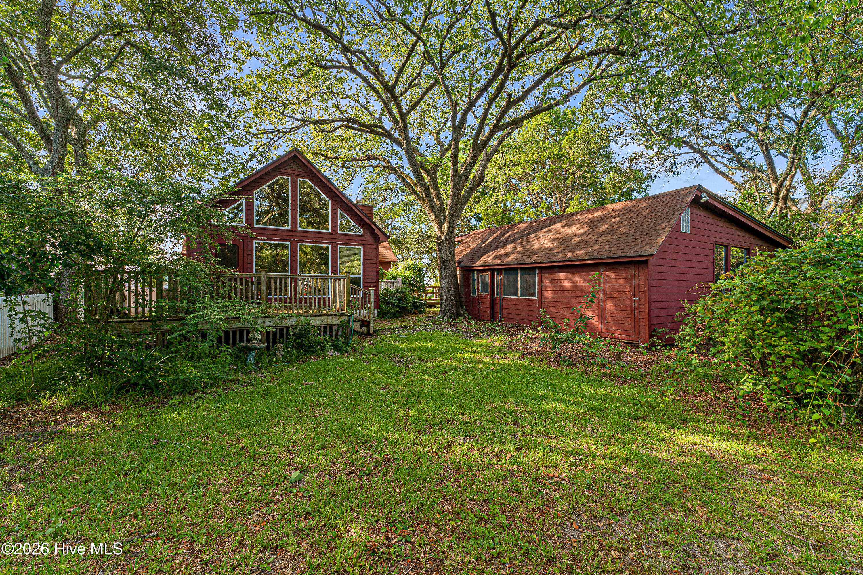 302 Moore Street Property Photo 15