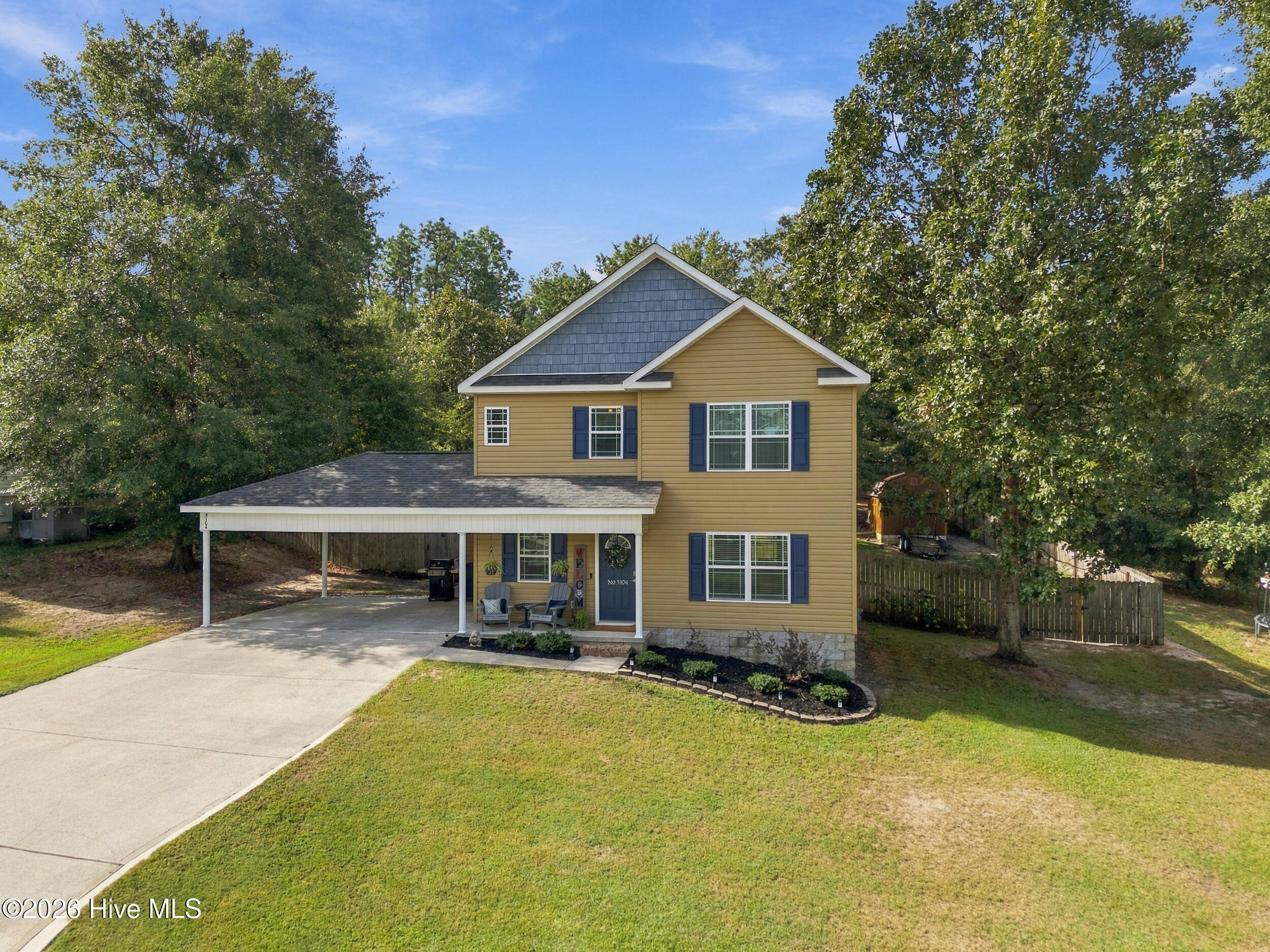 5104 Trickling Creek Drive Property Photo 11