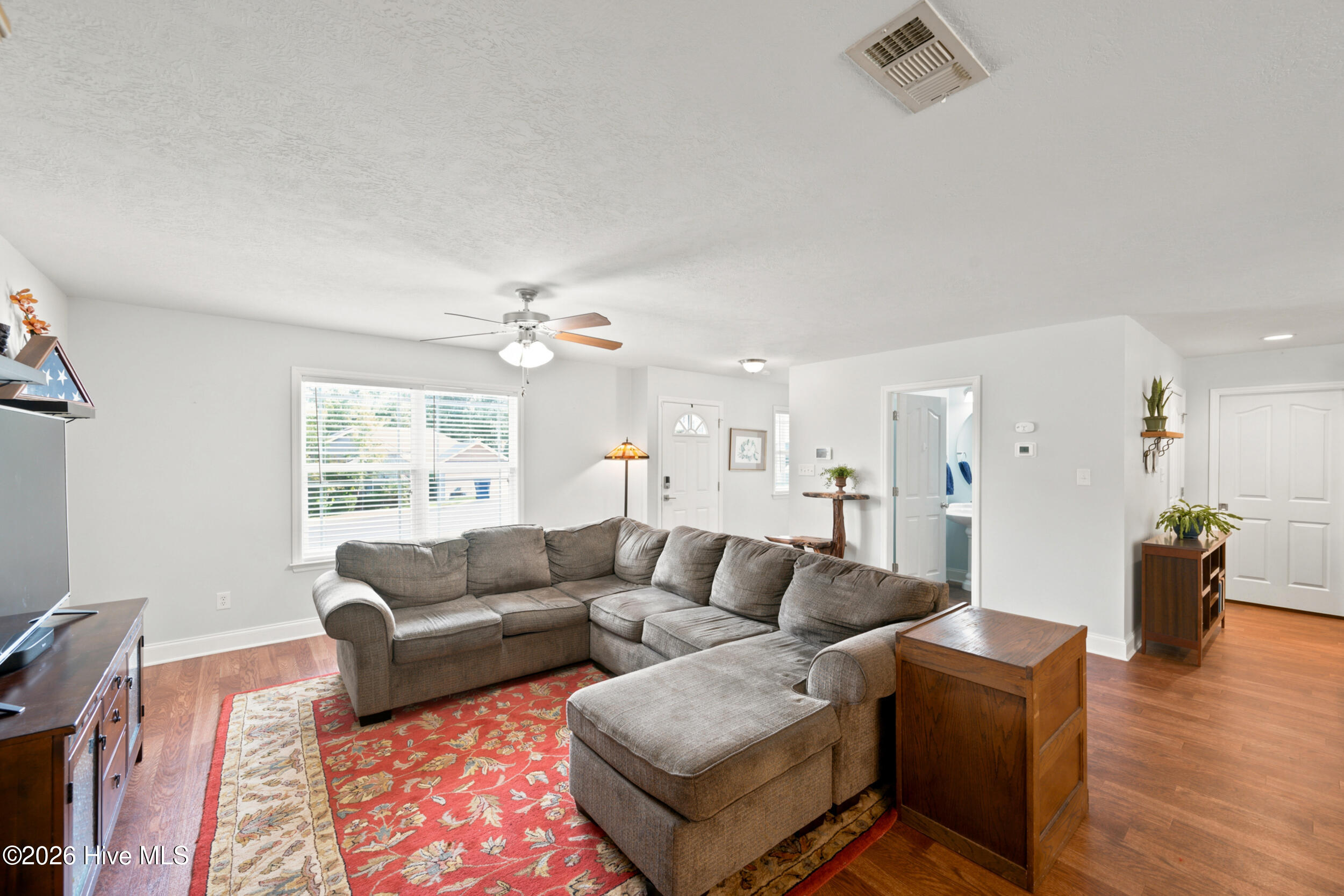 5104 Trickling Creek Drive Property Photo 14
