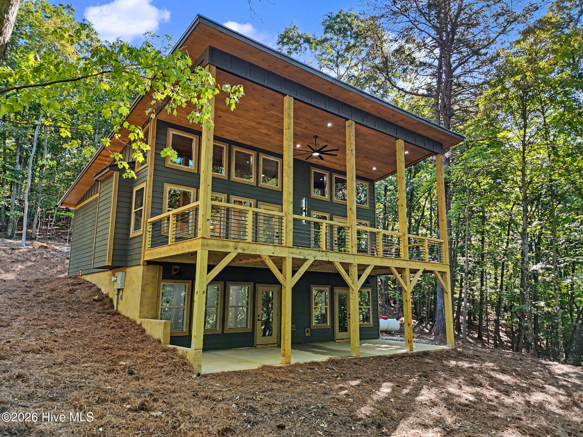 48 Woodleaf Road Property Photo 1
