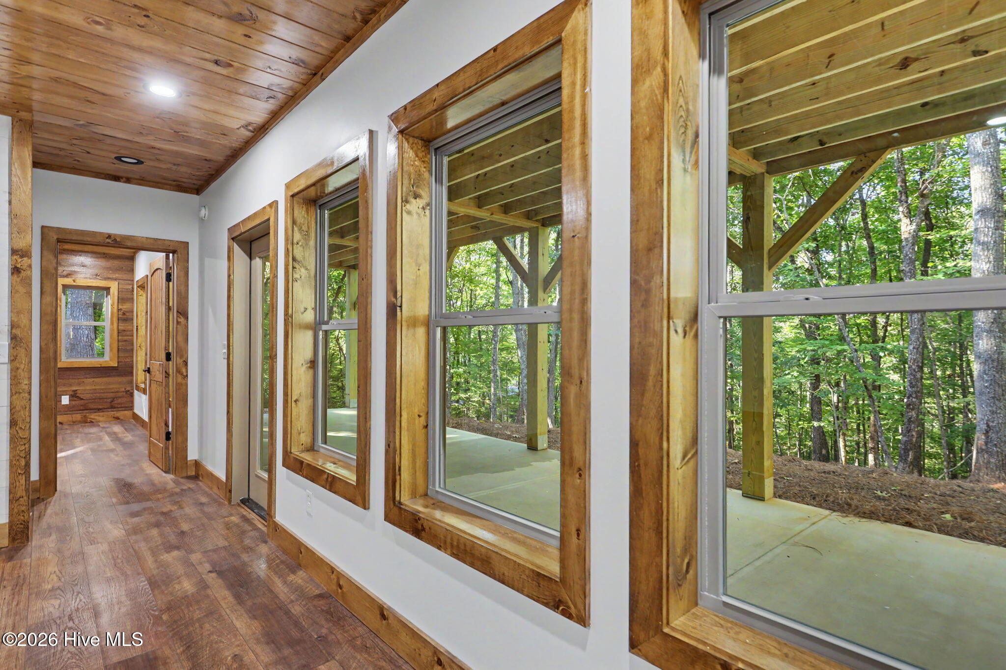 48 Woodleaf Road Property Photo 13