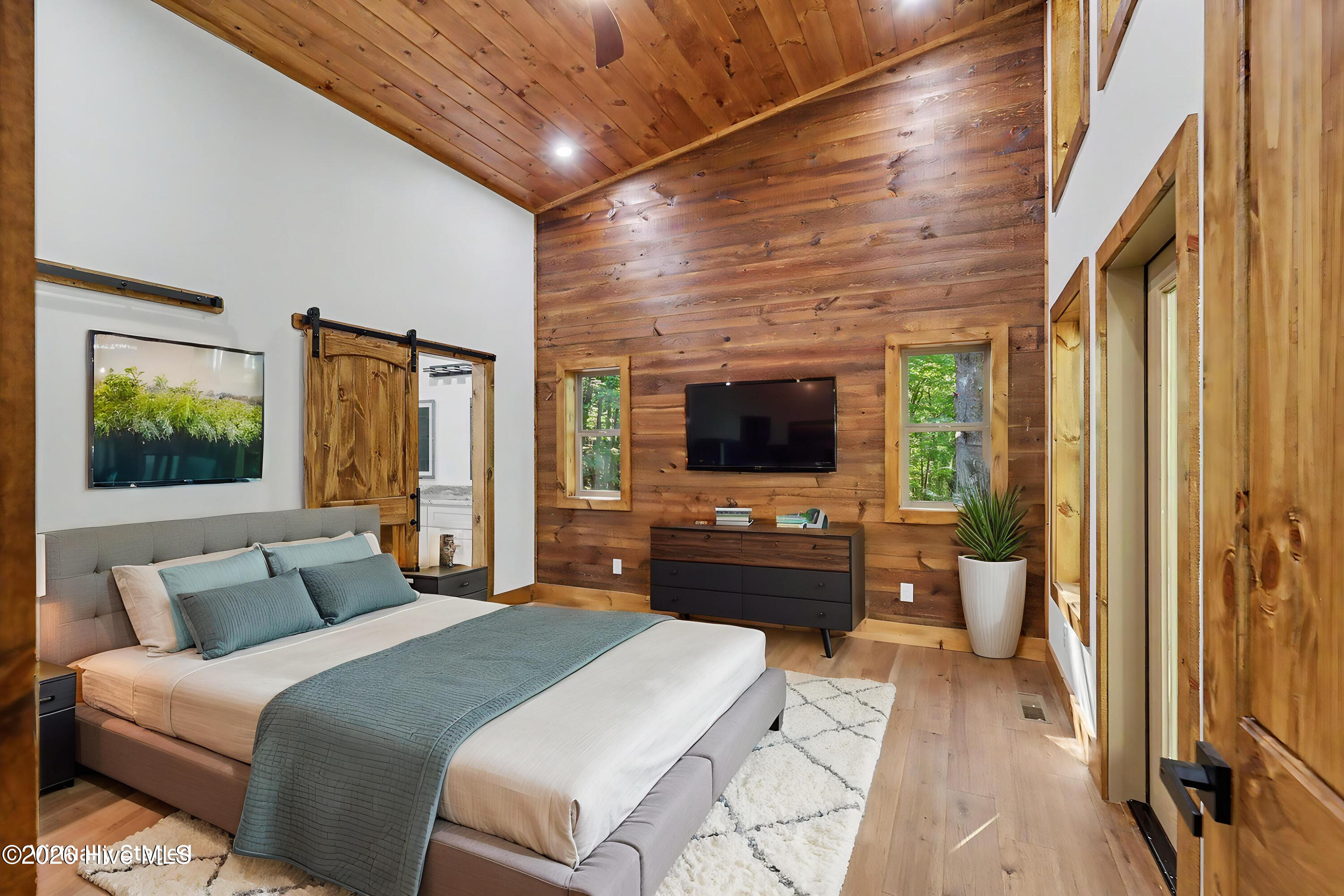 48 Woodleaf Road Property Photo 15