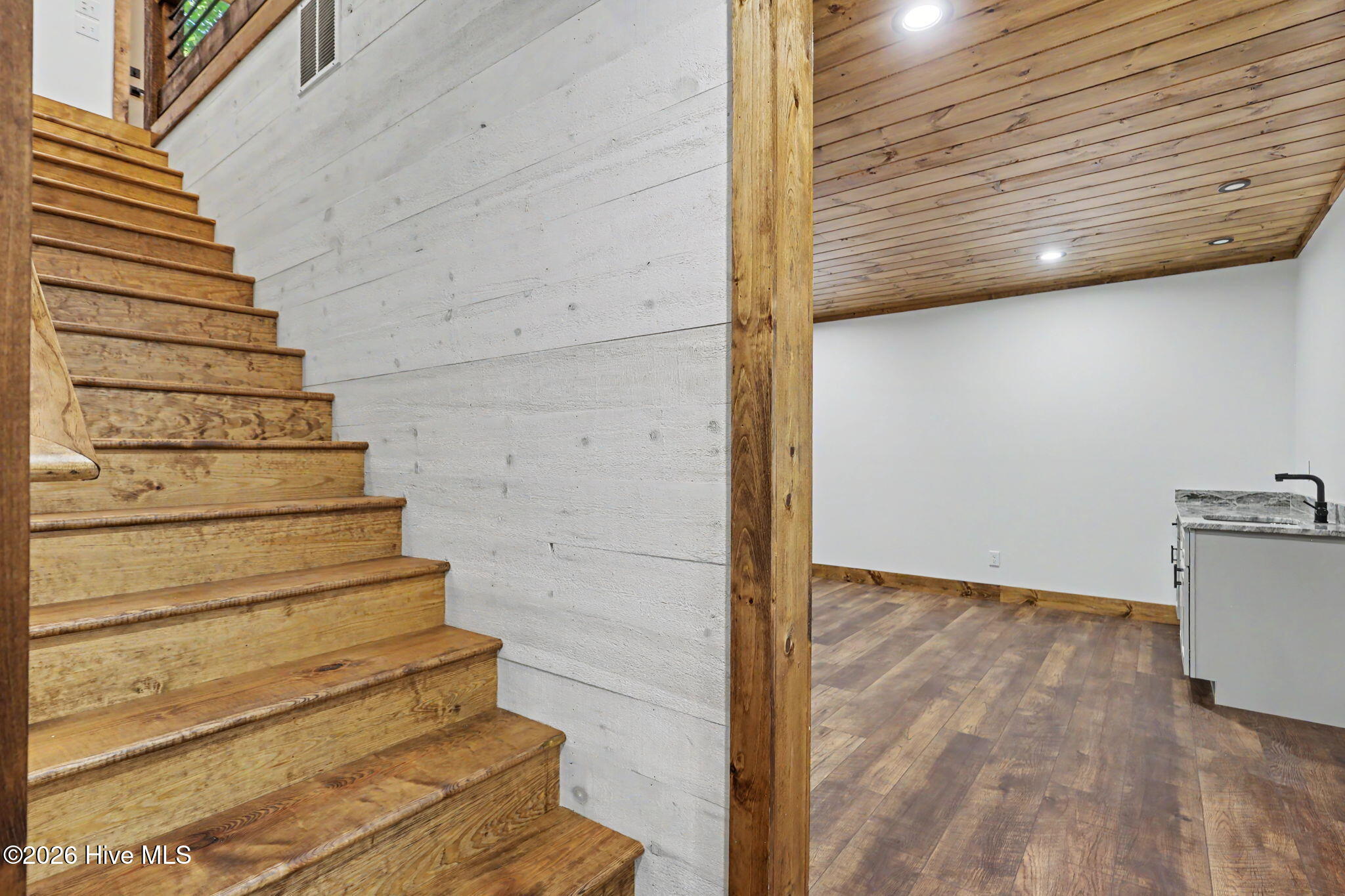 48 Woodleaf Road Property Photo 23
