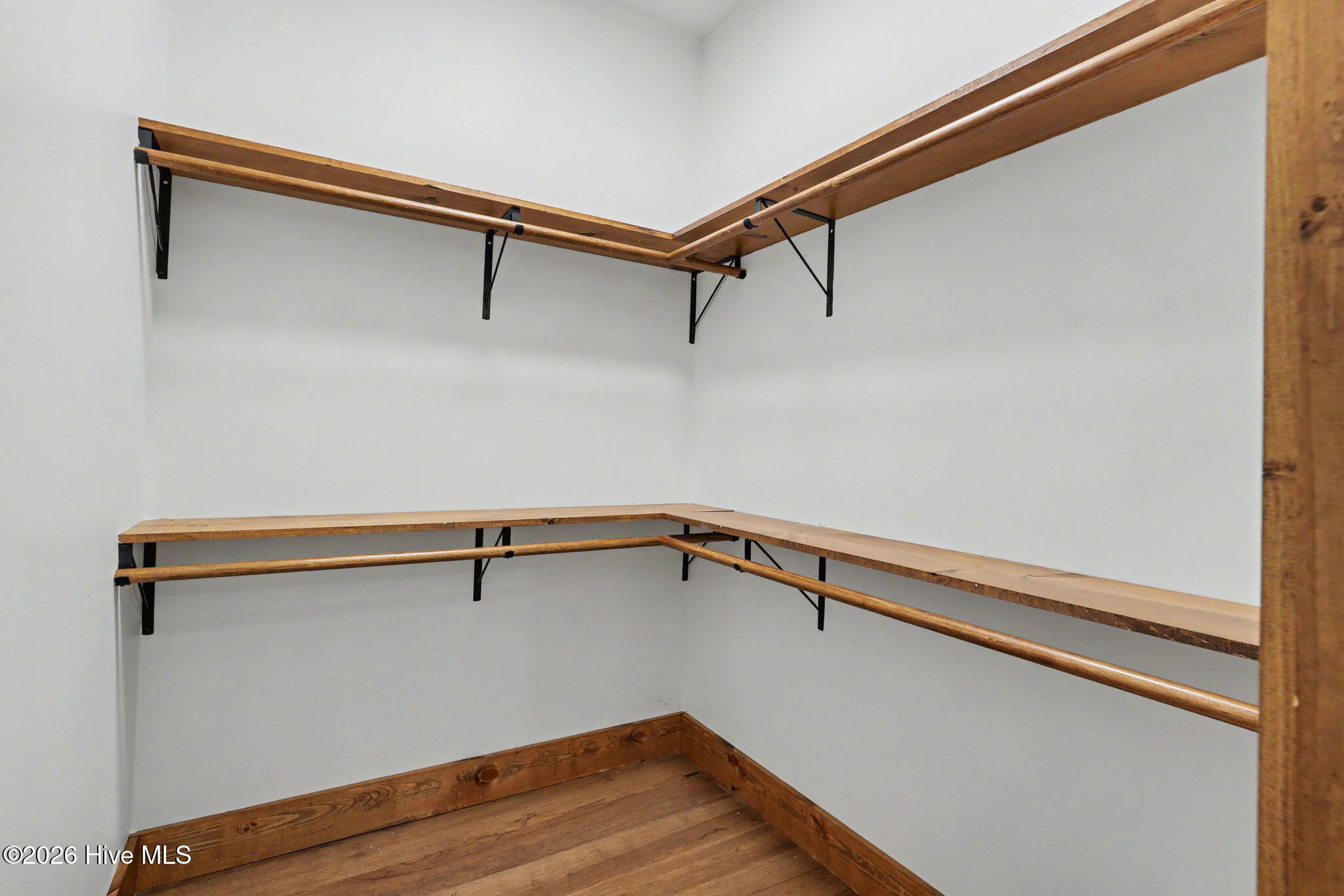 48 Woodleaf Road Property Photo 28