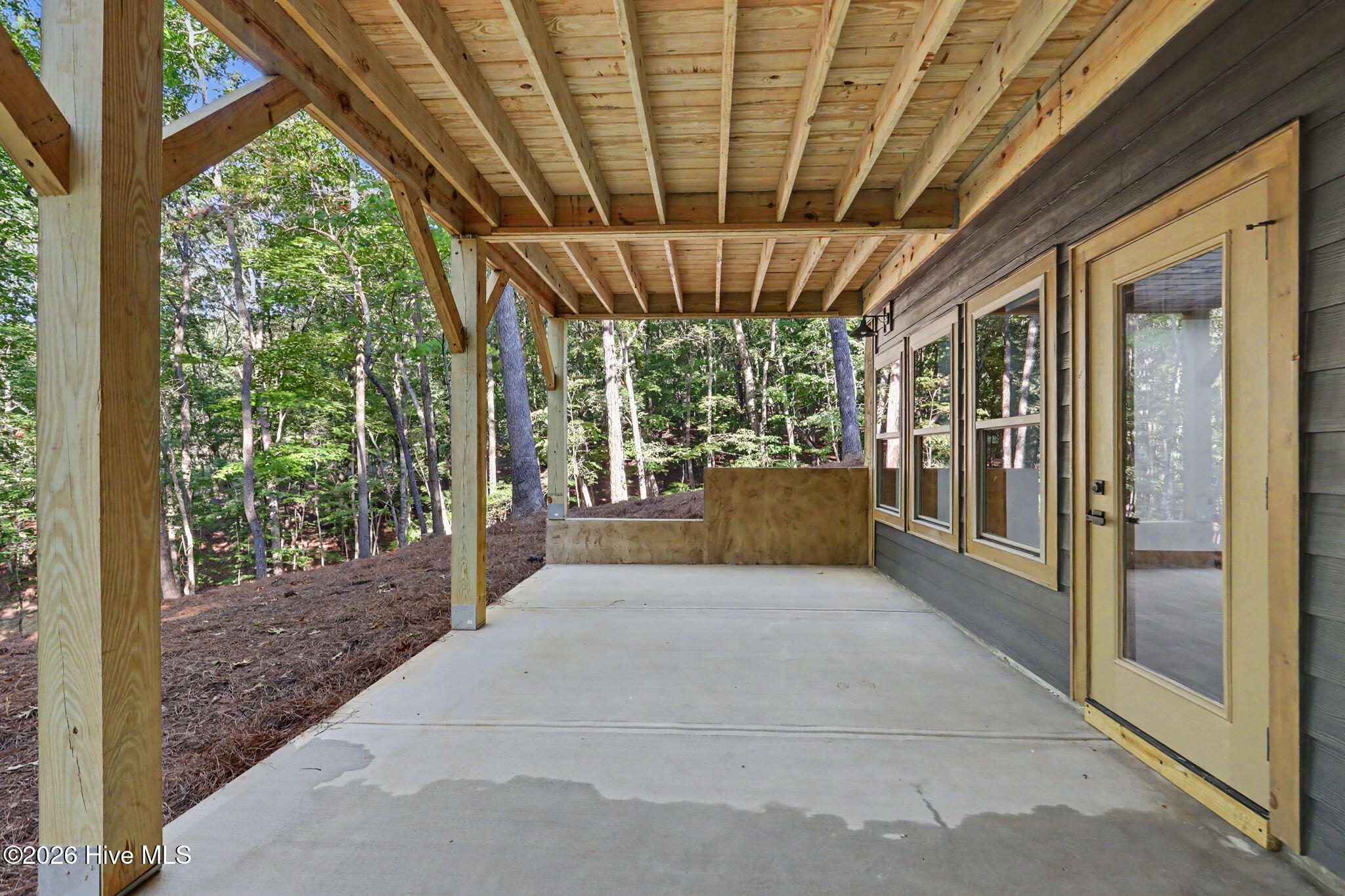 48 Woodleaf Road Property Photo 30