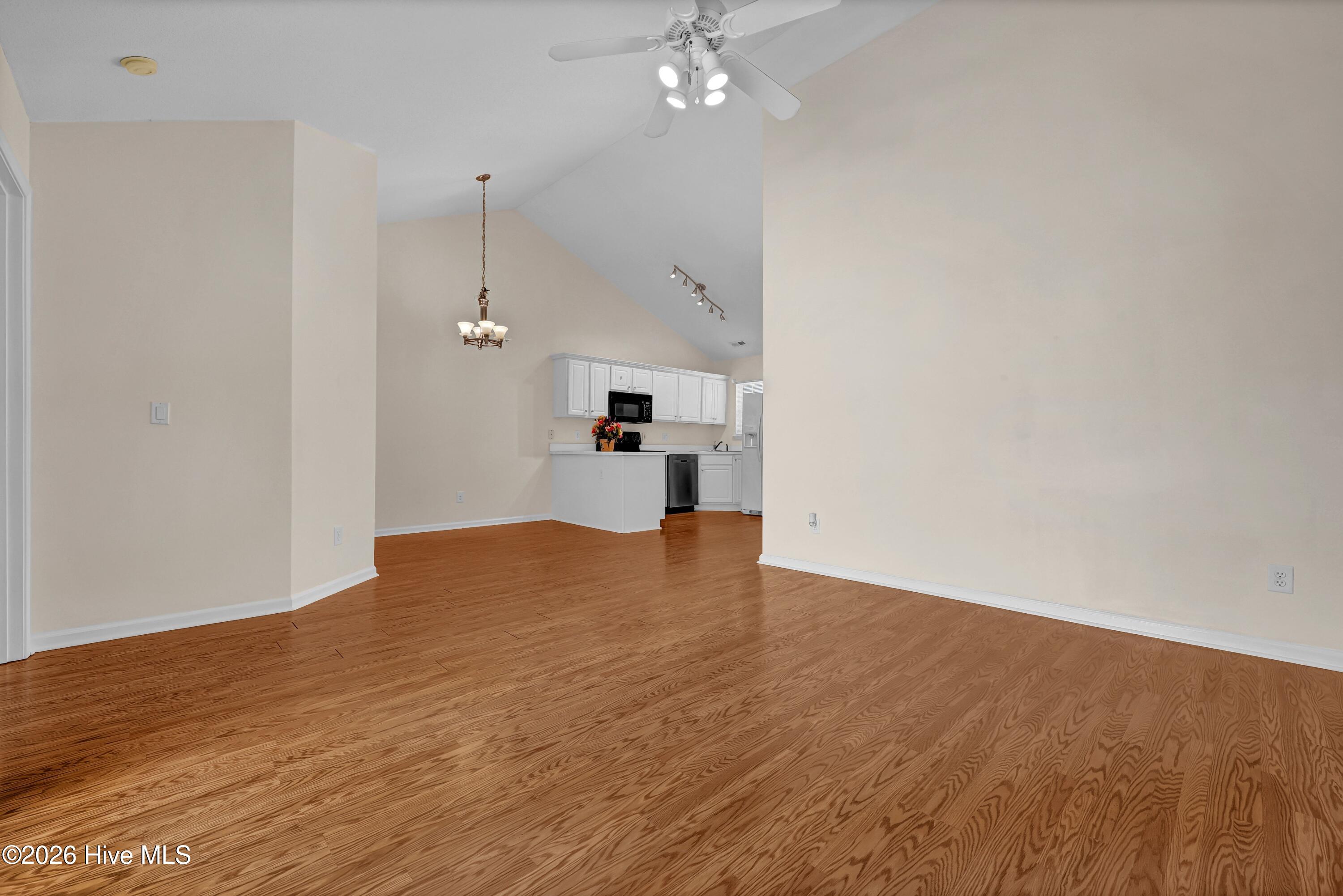 3011 Lauren Place Drive Apt 103 Property Photo 14