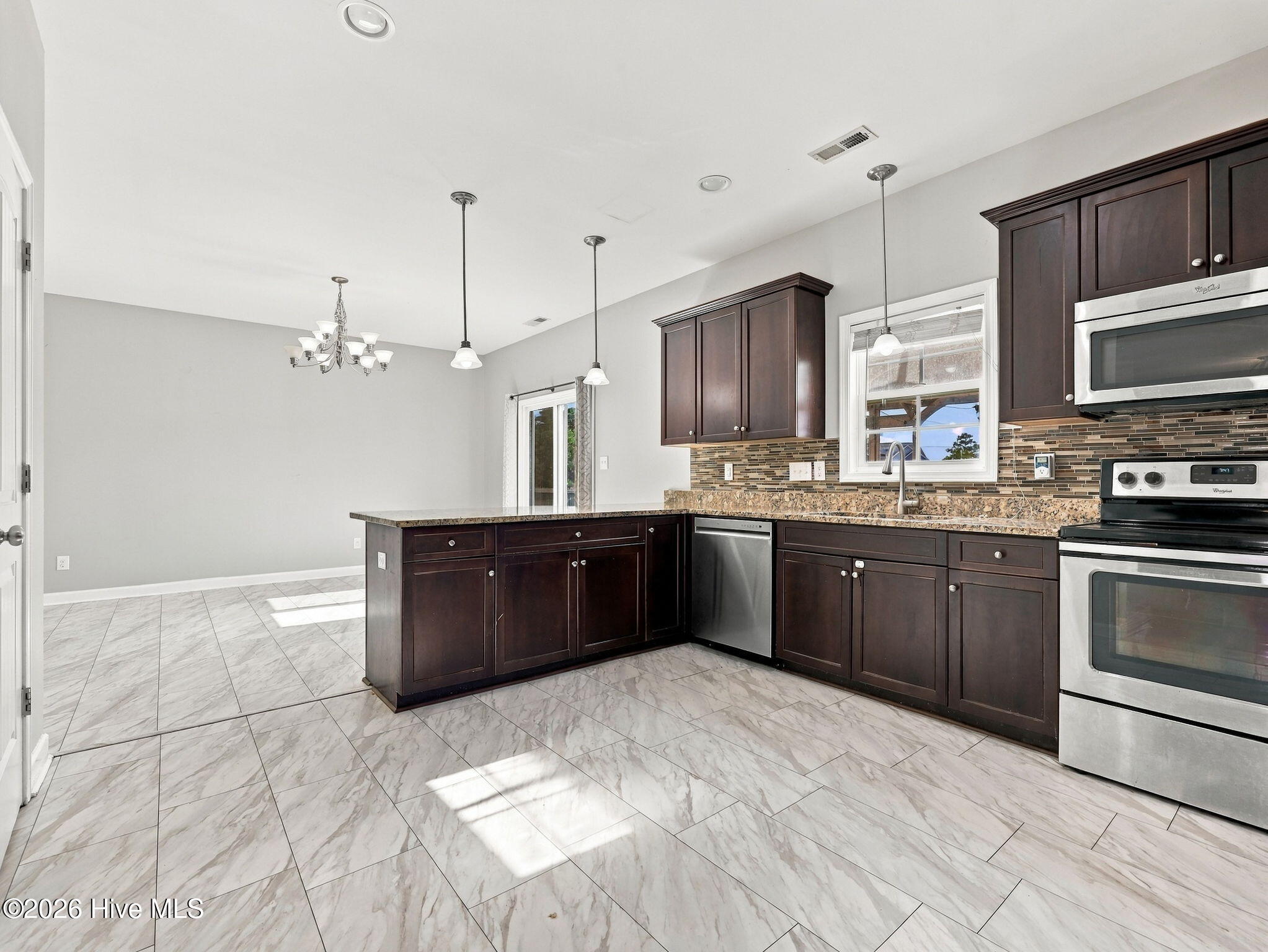 203 Chestwood Drive Property Photo 18