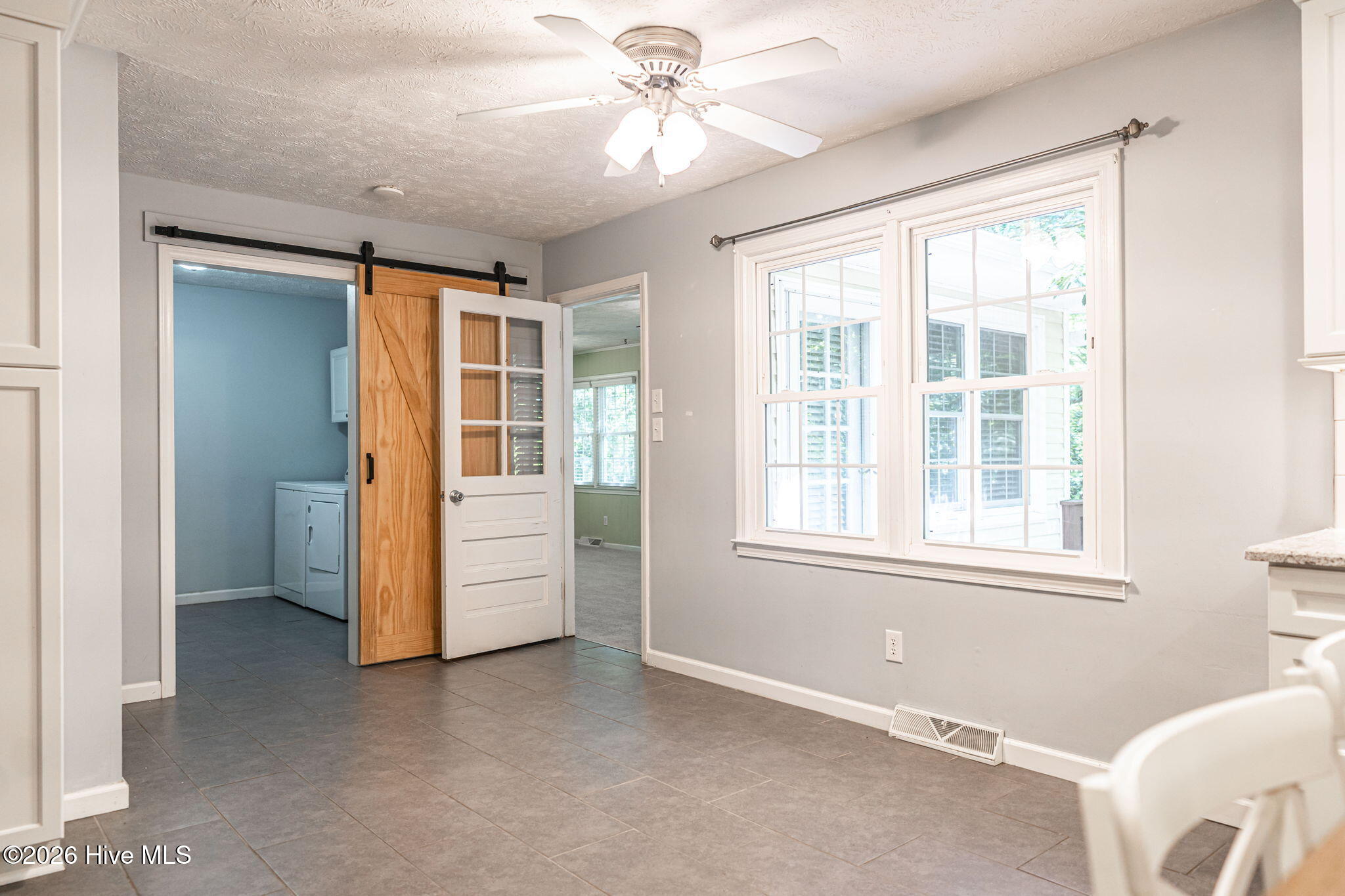 300 Midlothian Drive Property Photo 6
