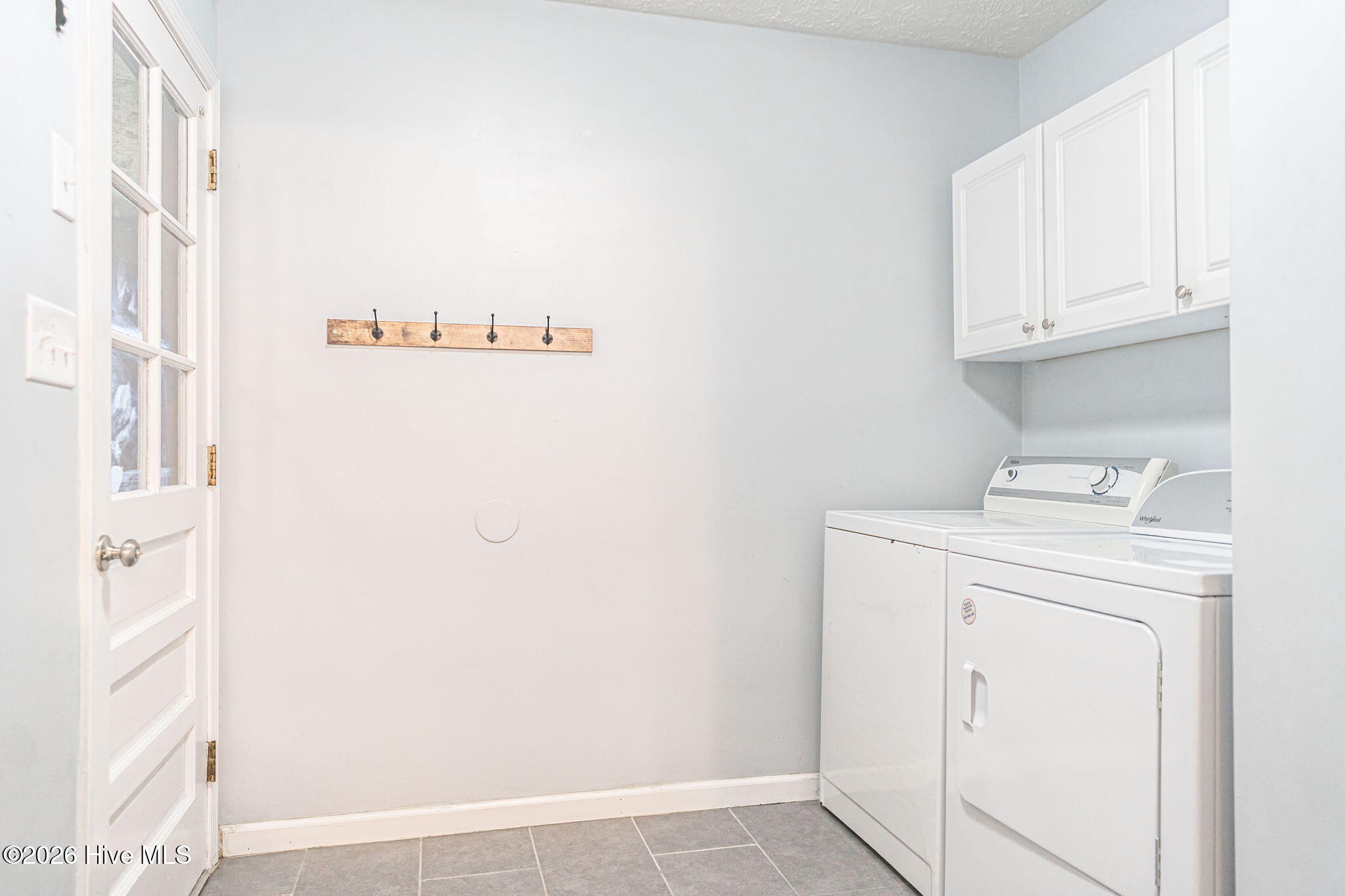 300 Midlothian Drive Property Photo 9