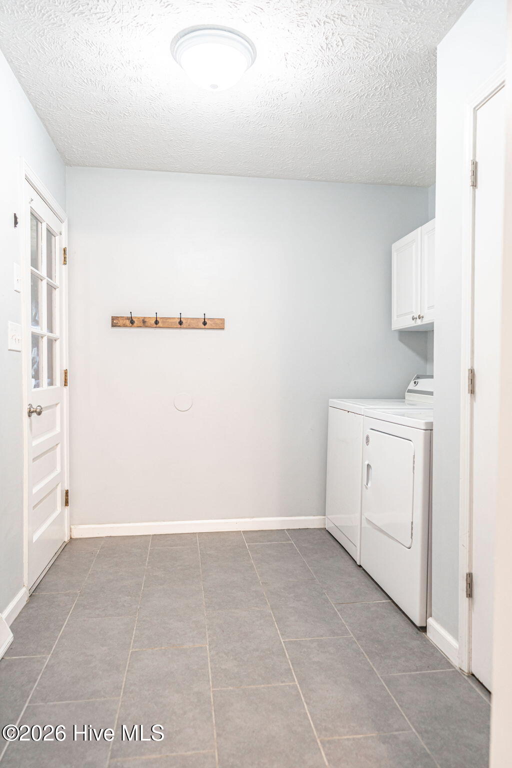 300 Midlothian Drive Property Photo 10