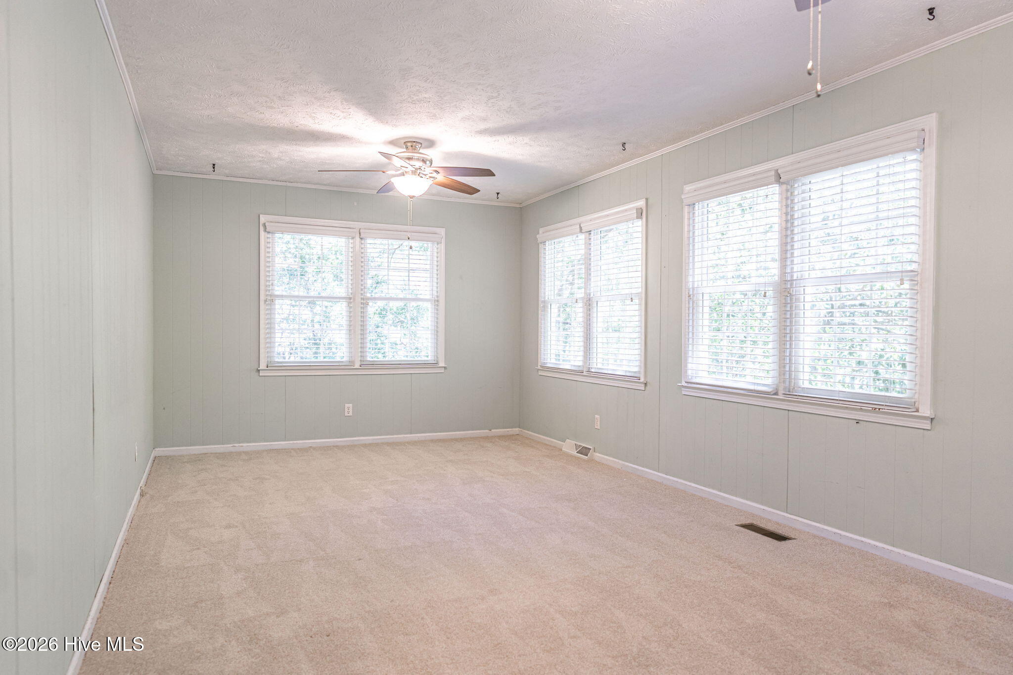 300 Midlothian Drive Property Photo 15