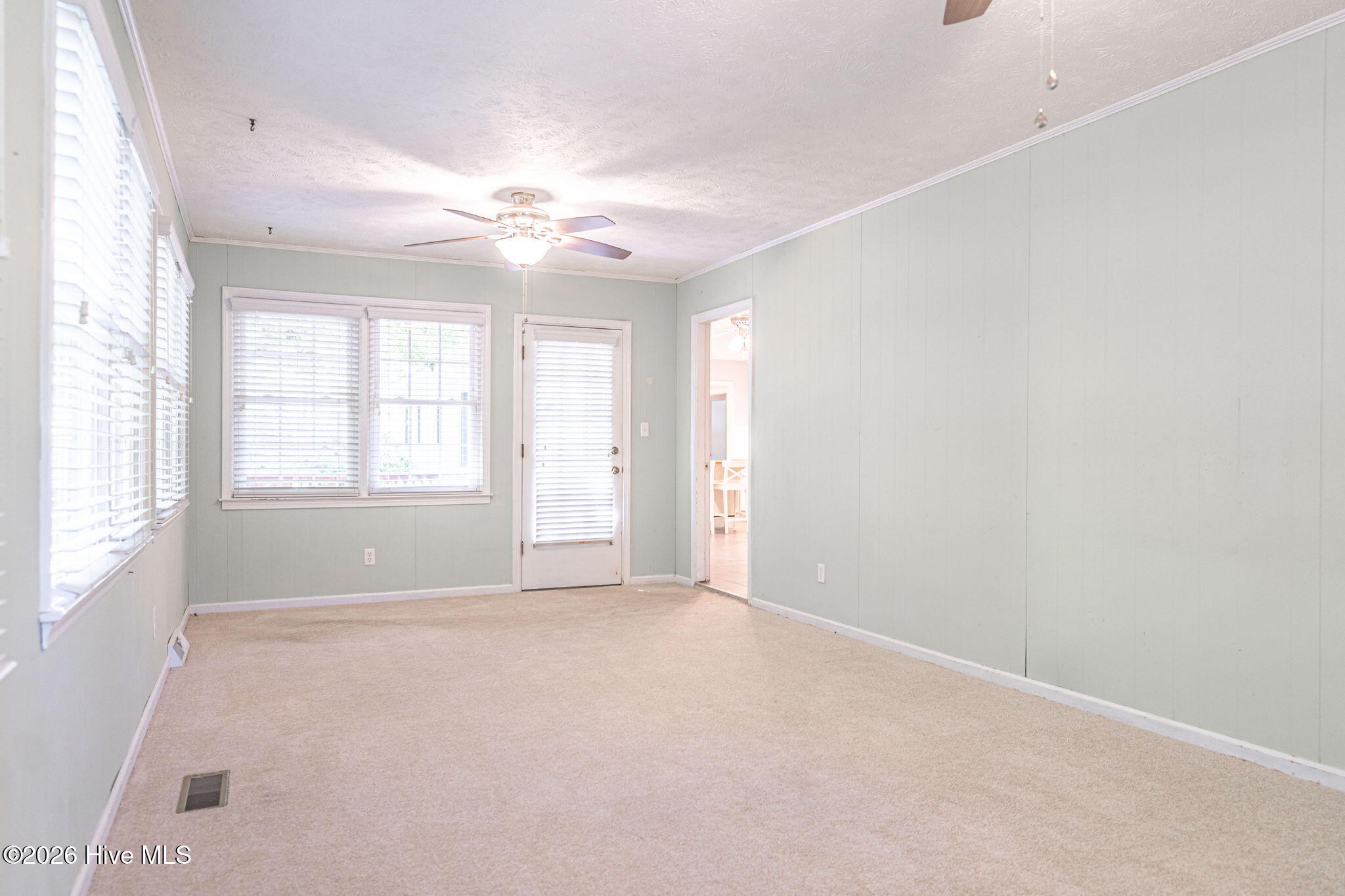 300 Midlothian Drive Property Photo 16