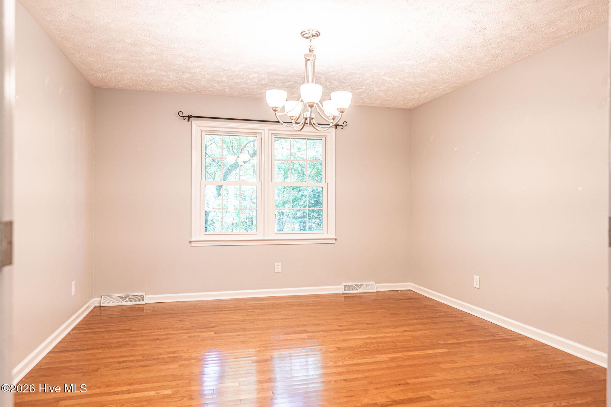 300 Midlothian Drive Property Photo 17